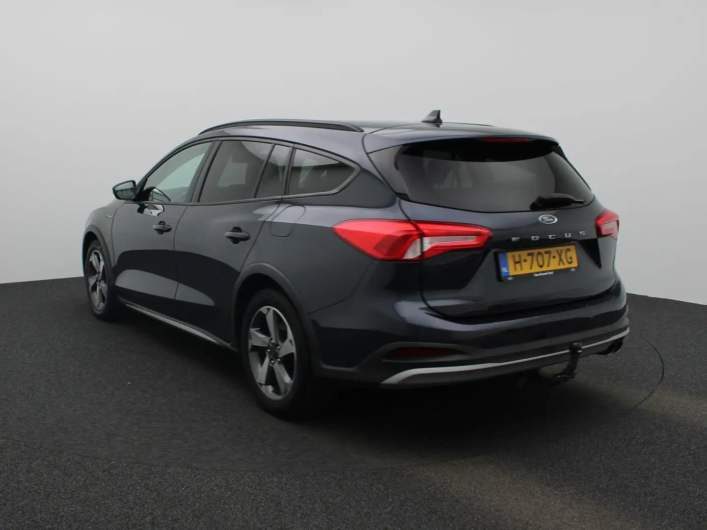 Ford Focus Wagon 1.0 EcoBoost Active Business Bleu - 2