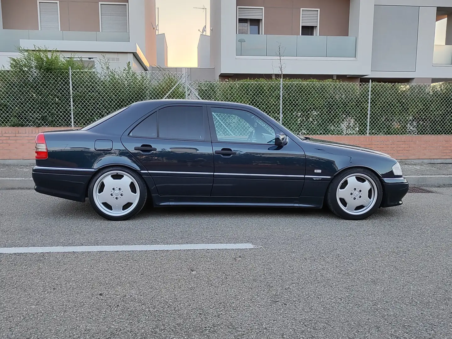 Mercedes-Benz C 36 AMG Černá - 1