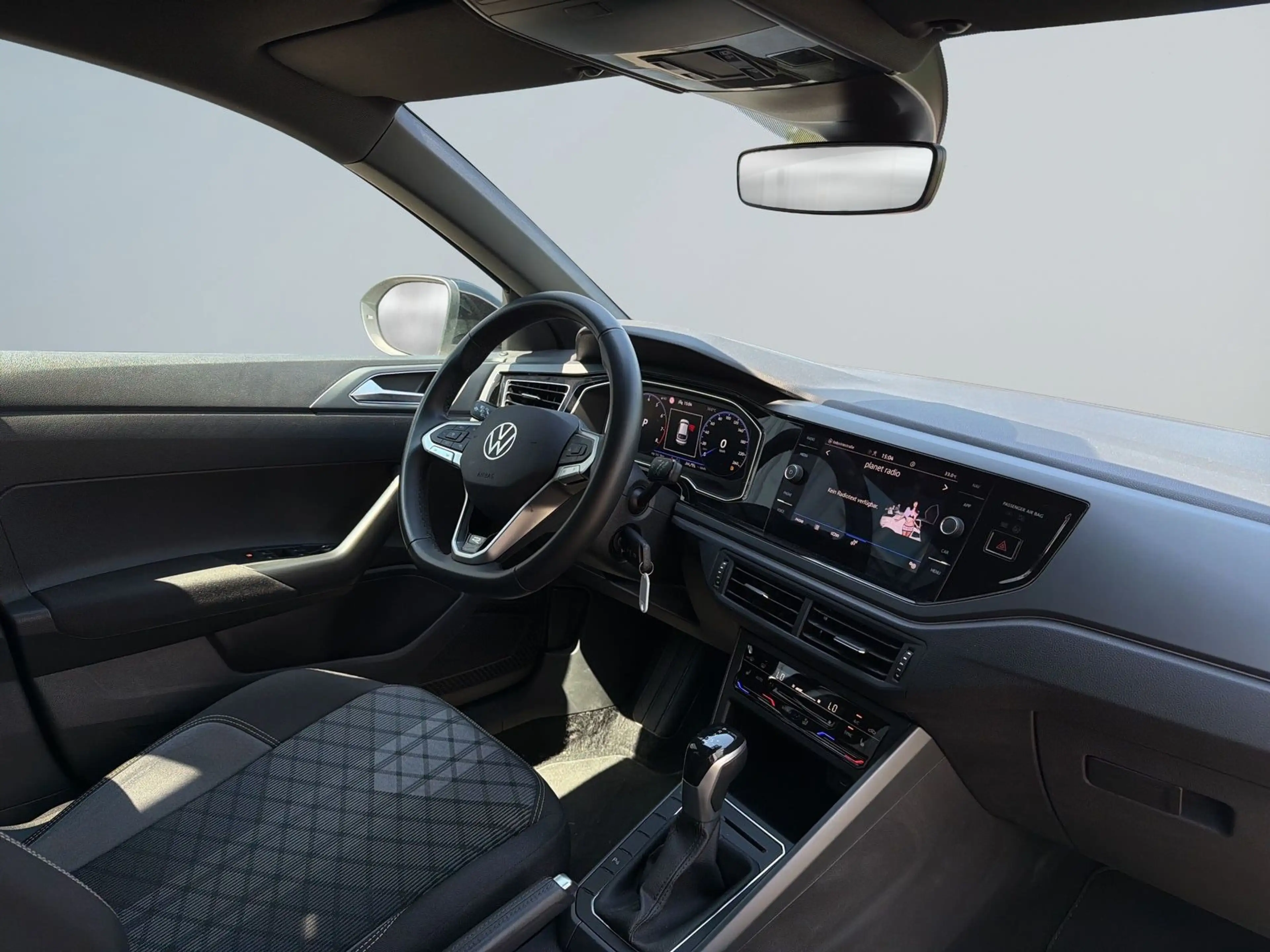 Volkswagen Taigo R-Line TOP-Ausstattung ! — photo 15