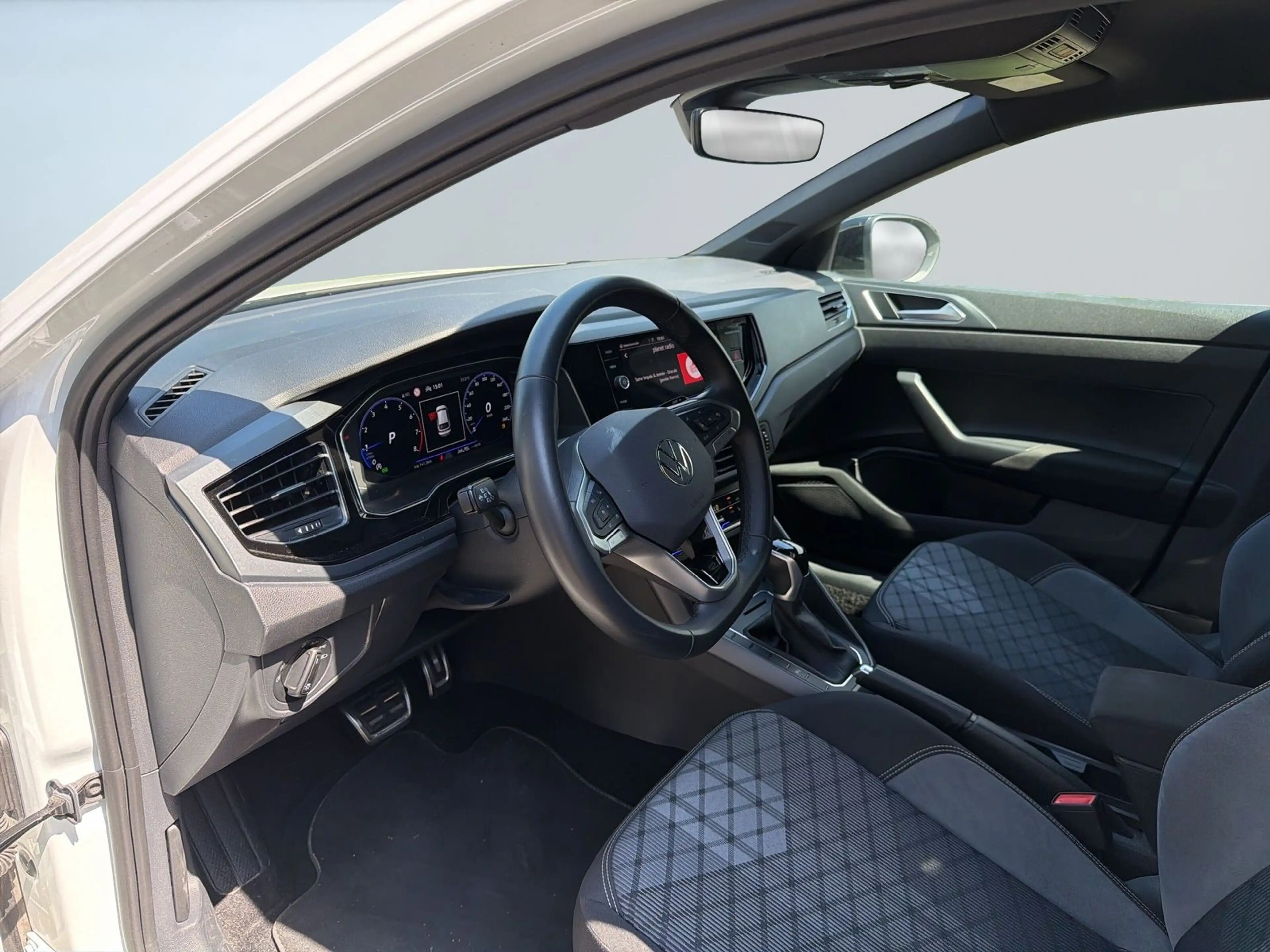 Volkswagen Taigo R-Line TOP-Ausstattung ! — photo 13
