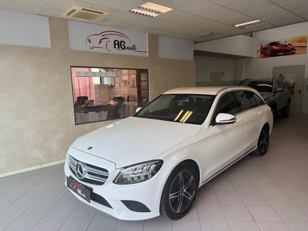 Mercedes-Benz C 200