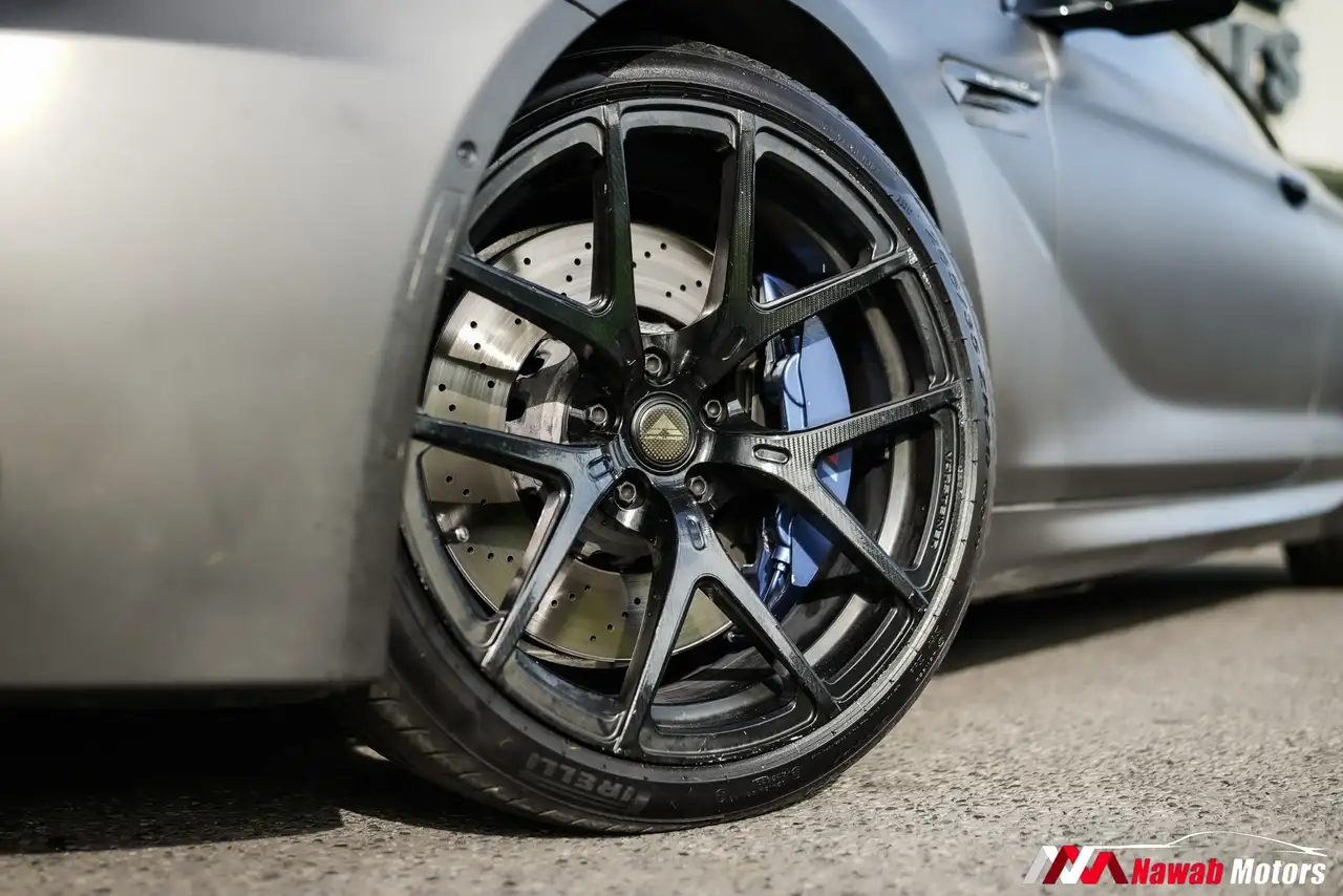 BMW M6 снимка BMW M6