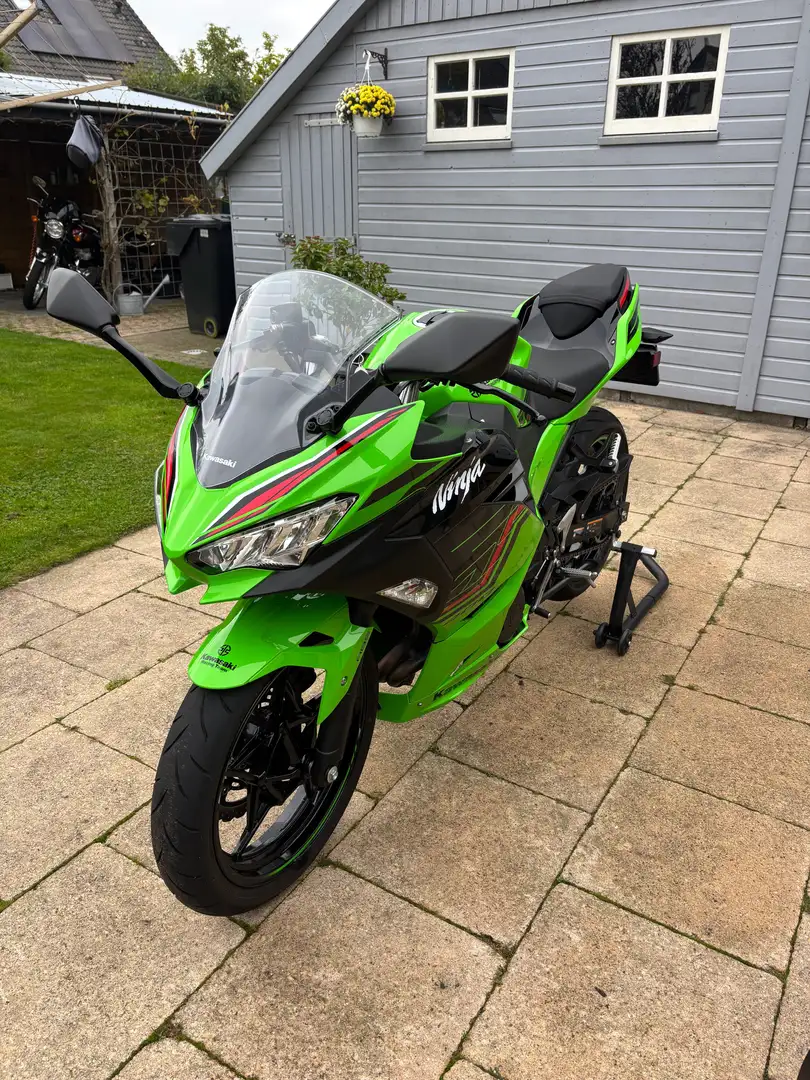 Kawasaki Ninja 400 KRT Groen - 1