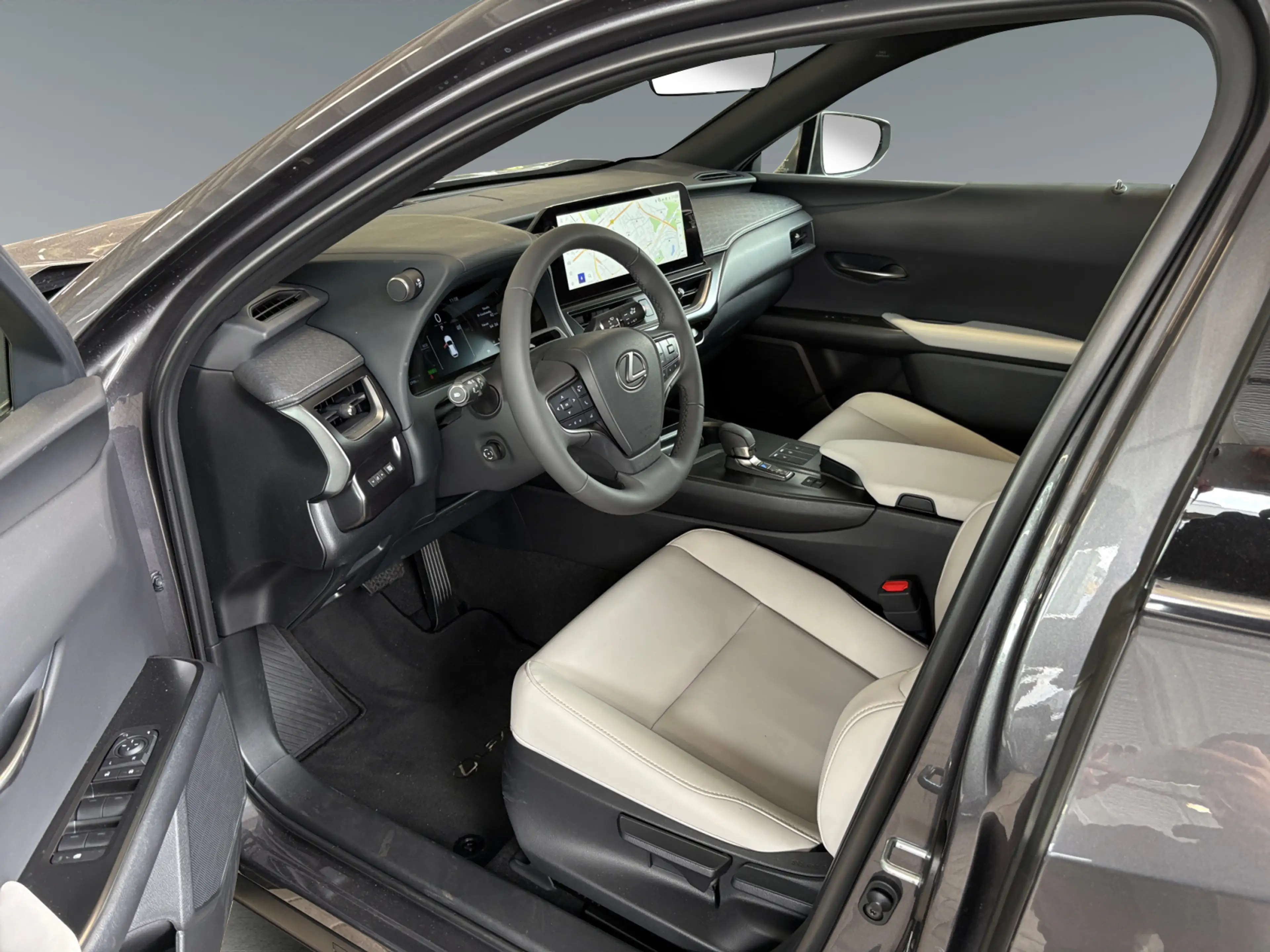 Lexus UX 300h F Sport Design *Vorlauf *diverse Farben* — photo 10