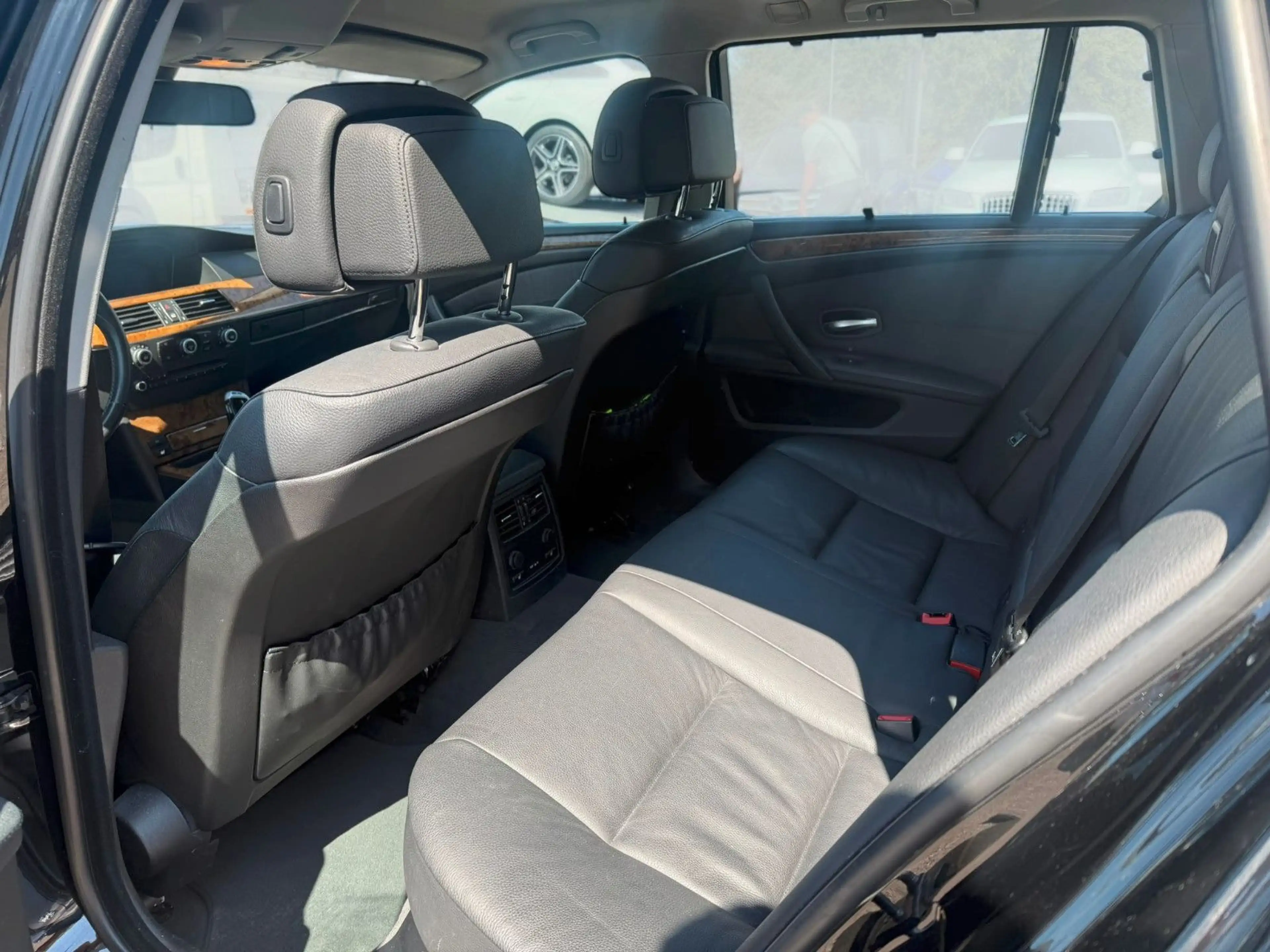BMW 525 i xDrive T Advantage HIFI*AHK*XENON*PDC*STHZ — photo 10