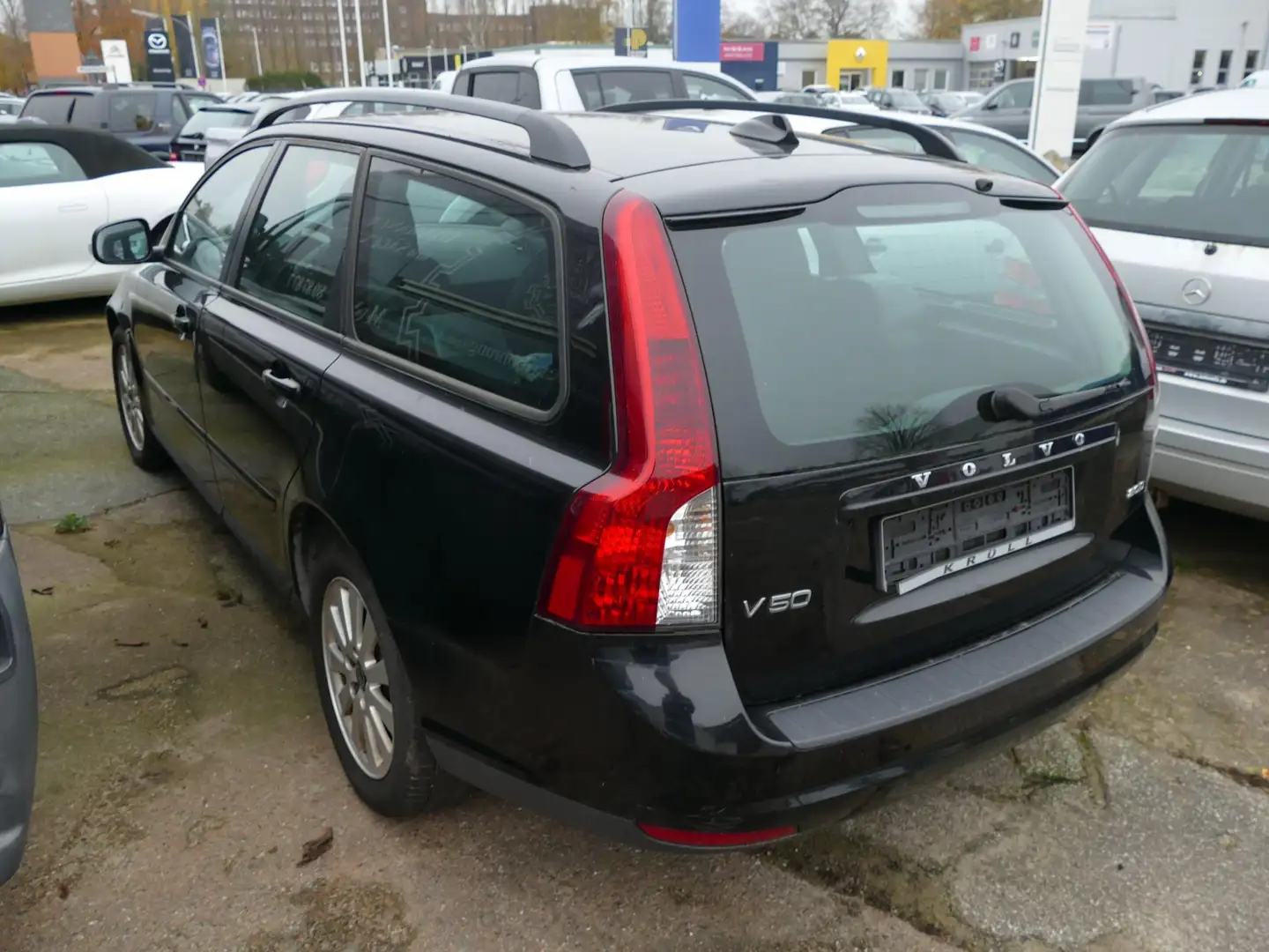 Volvo V50 2.0Diesel Kombi Klimaautomatik Motorschaden Noir - 2