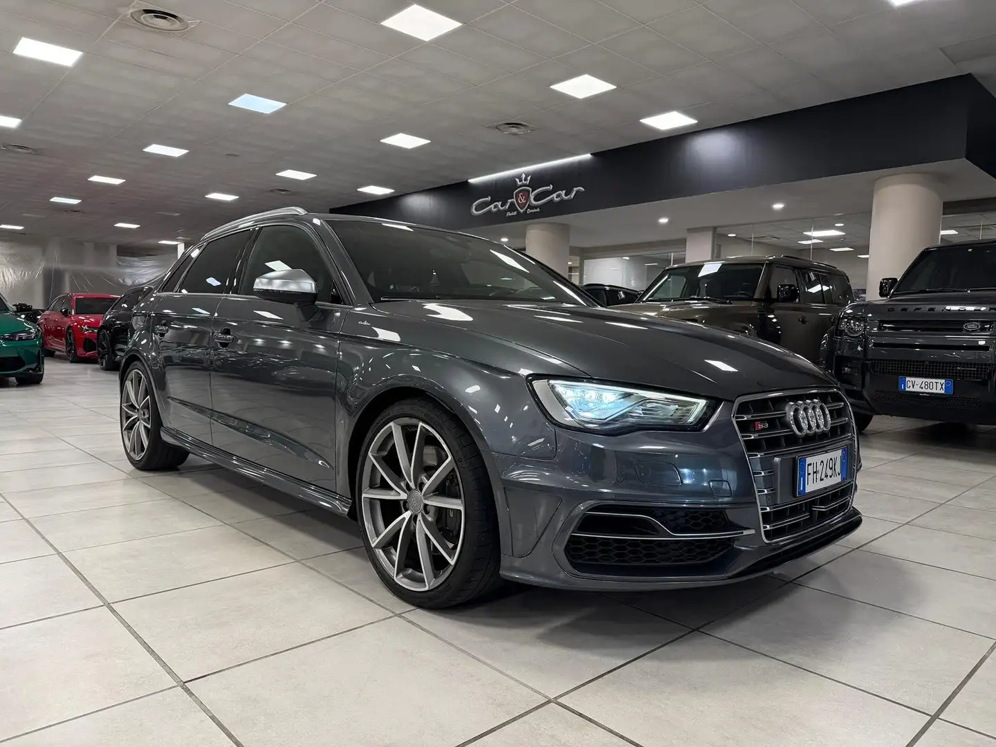Audi S3 Sportback 2.0 tfsi quattro s-tronic Grau - 1