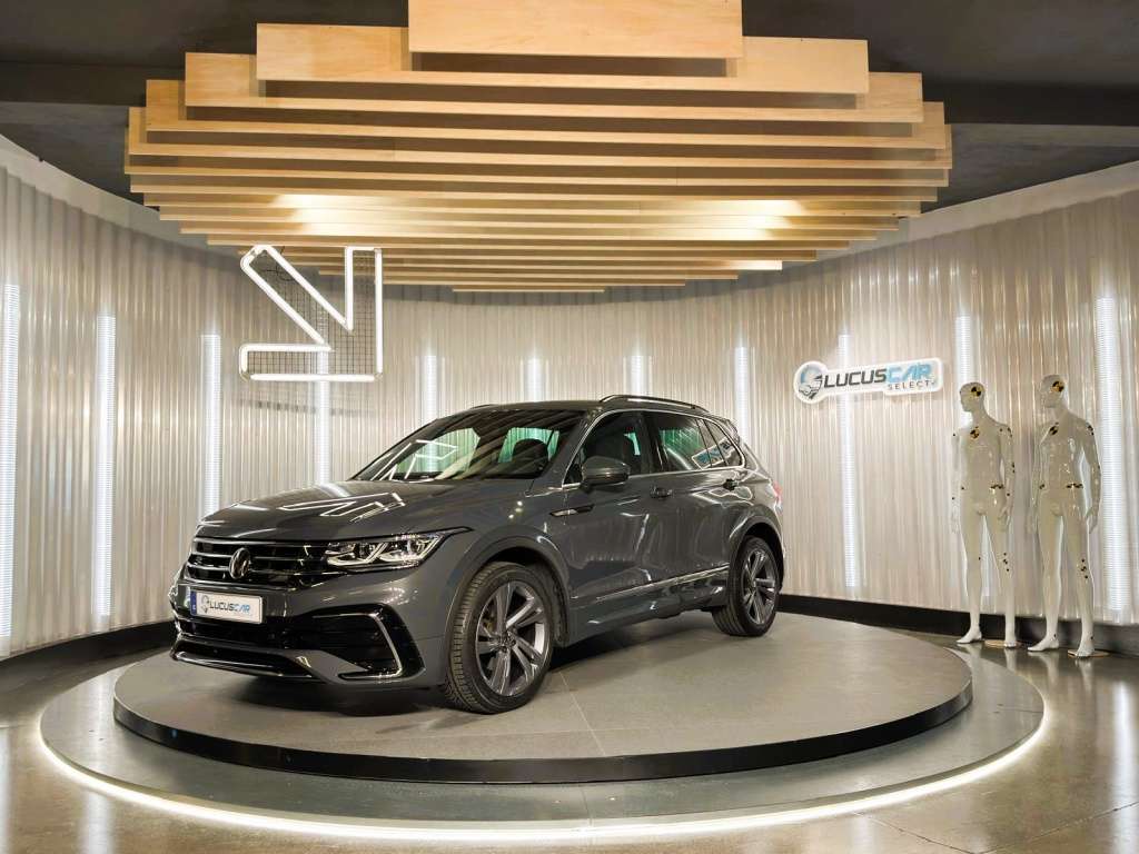 Volkswagen Tiguan 2.0TDI R-Line DSG 110kW - foto 1
