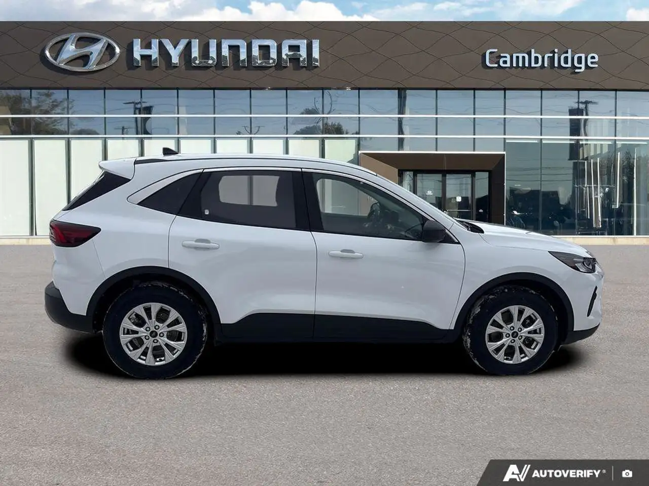 Ford Escape снимка Ford Escape