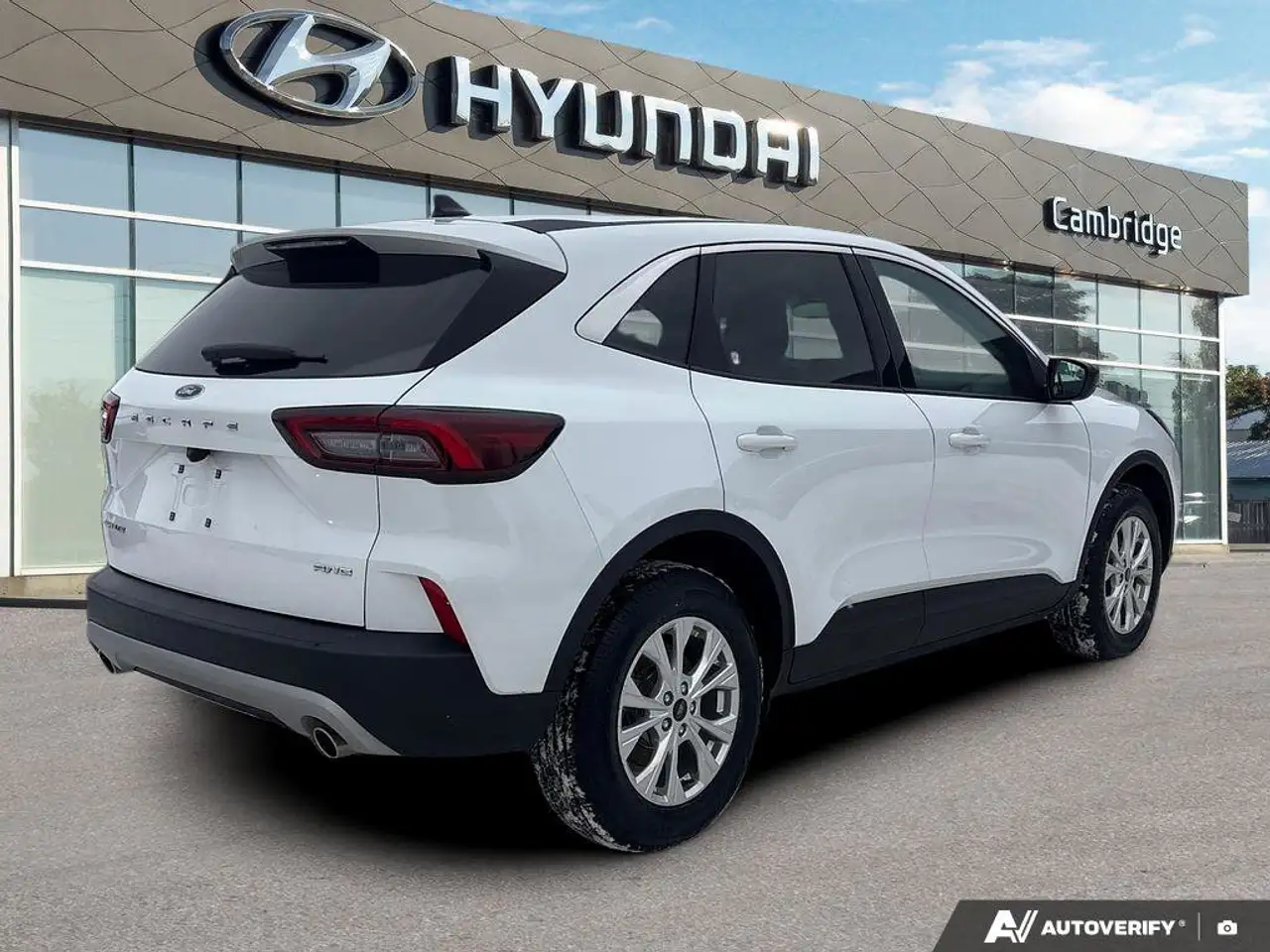 Ford Escape снимка Ford Escape
