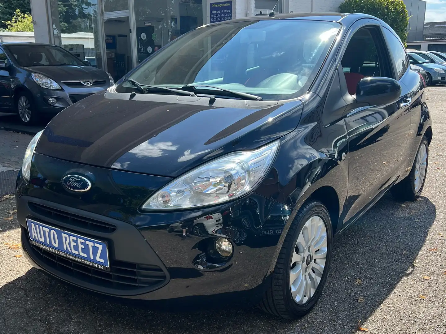 Ford Ka/Ka+ TÜV & Inspektion Neu - Klimaanlage - wenig KM Schwarz - 1