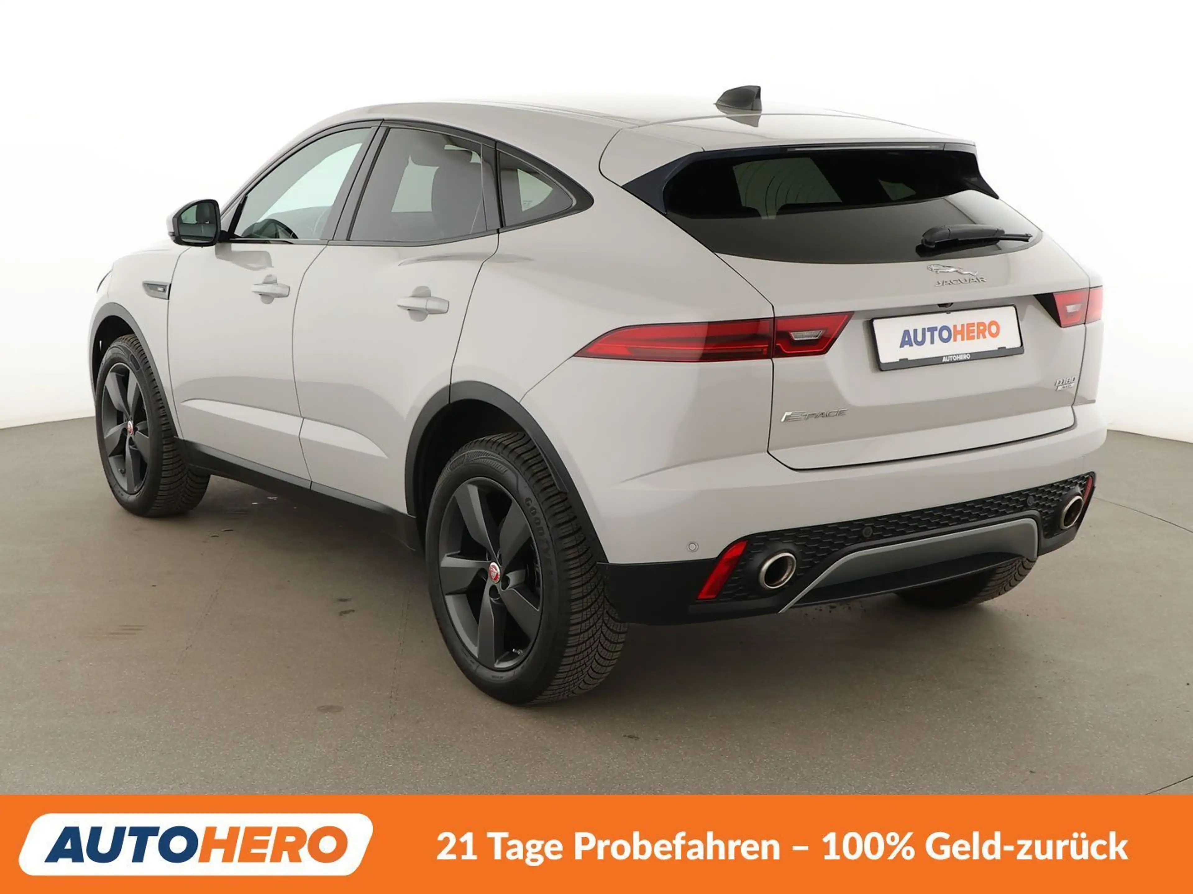 Jaguar E-Pace D180 SE AWD Aut.*NAVI*CAM*LED*ACC*SHZ*LHZ* — photo 4