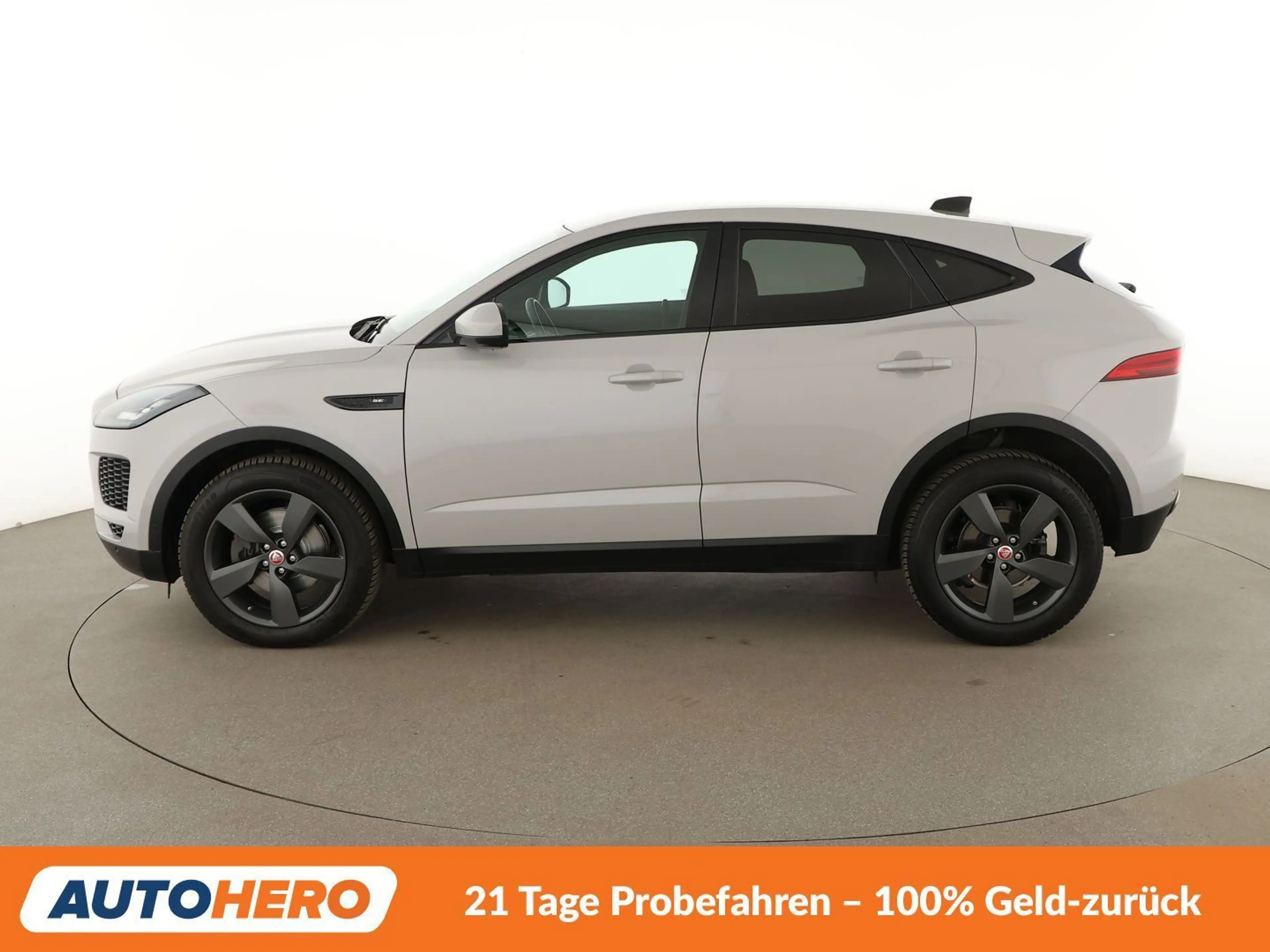 Jaguar E-Pace D180 SE AWD Aut.*NAVI*CAM*LED*ACC*SHZ*LHZ* — photo 3