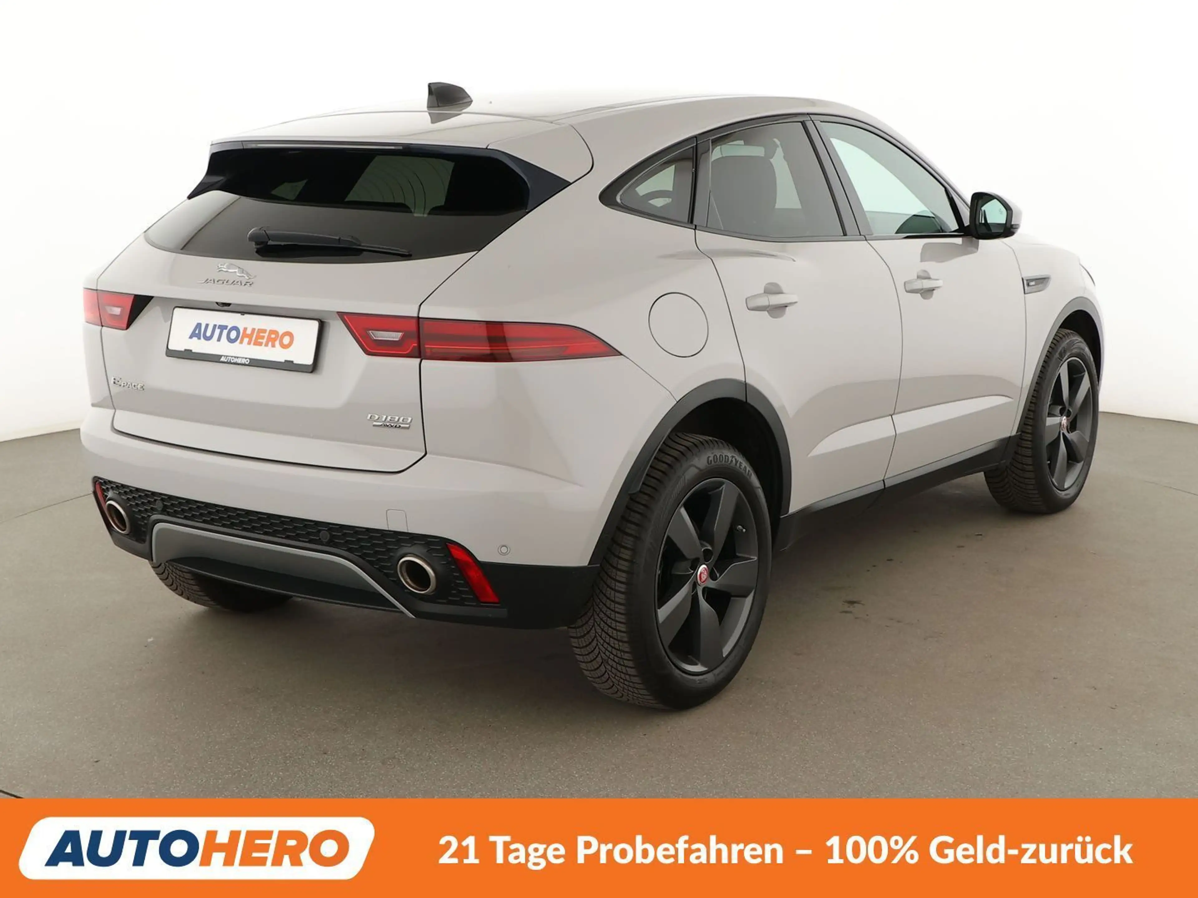 Jaguar E-Pace D180 SE AWD Aut.*NAVI*CAM*LED*ACC*SHZ*LHZ* — photo 6