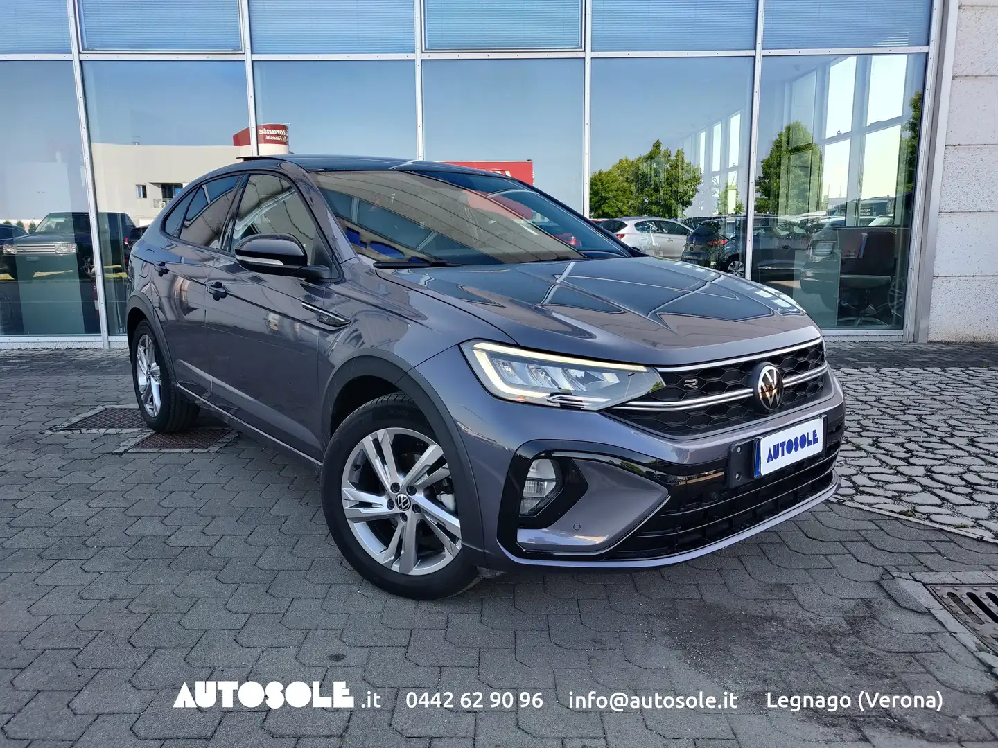 Volkswagen Taigo 1.0 TSI R-Line 110cv Gris - 1