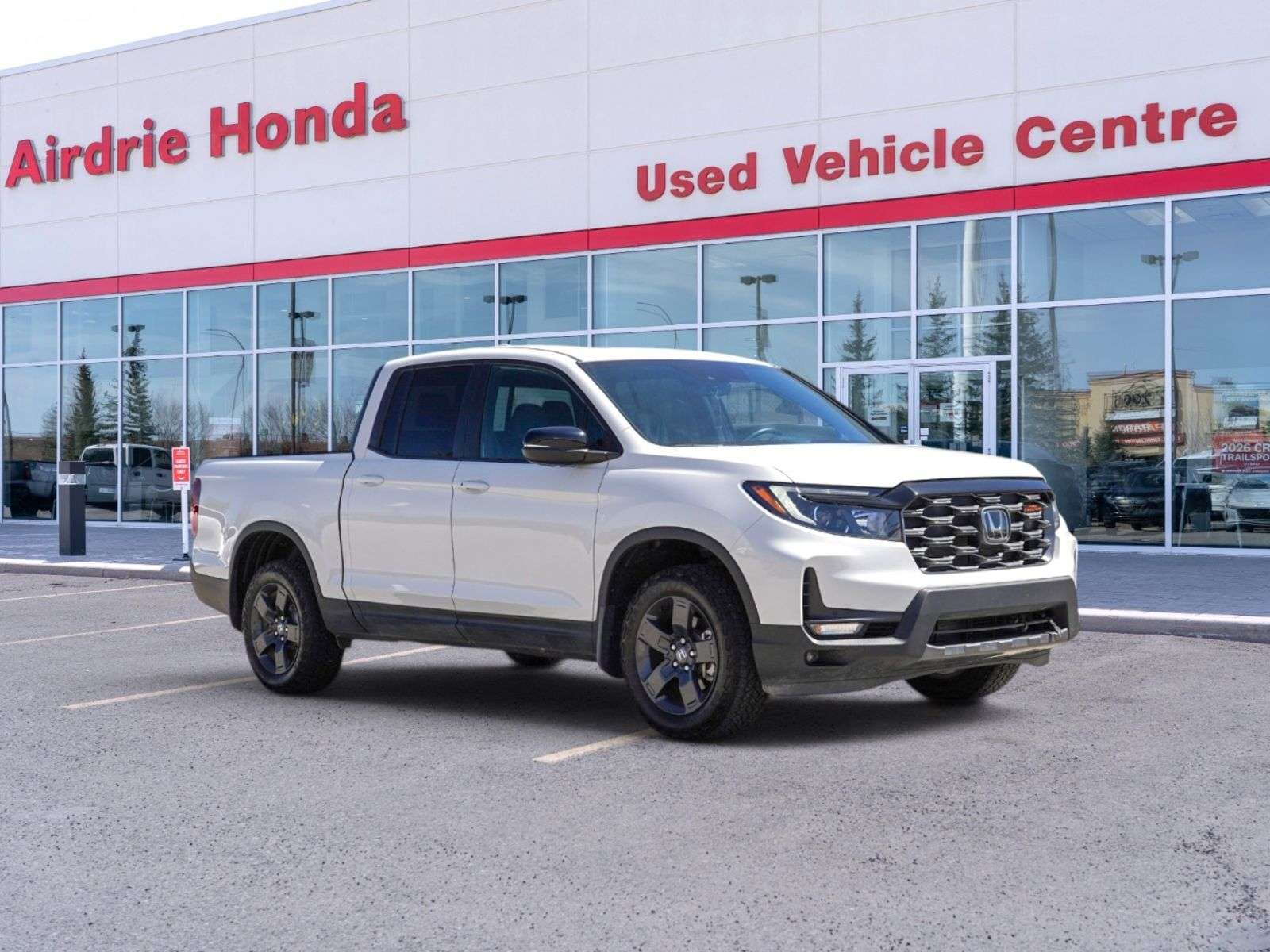 2026 Honda Ridgeline One owner, low kms, local vehicle!
