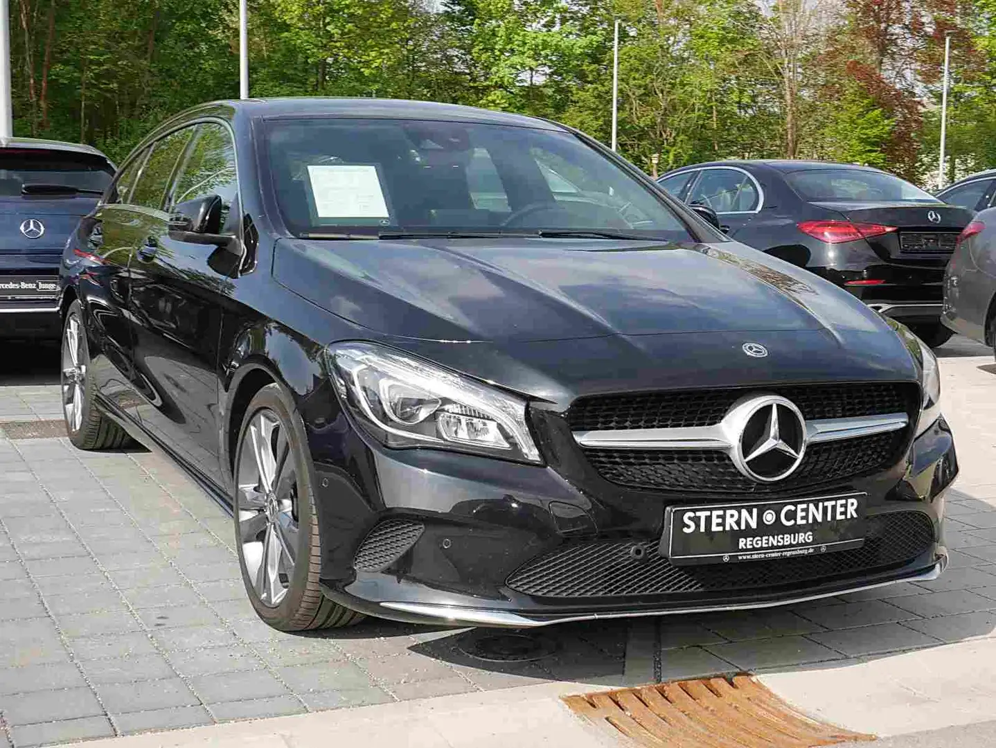 Mercedes-Benz CLA 200 URBAN+AHK+LED+NAVI+PDC+++ Negro - 2