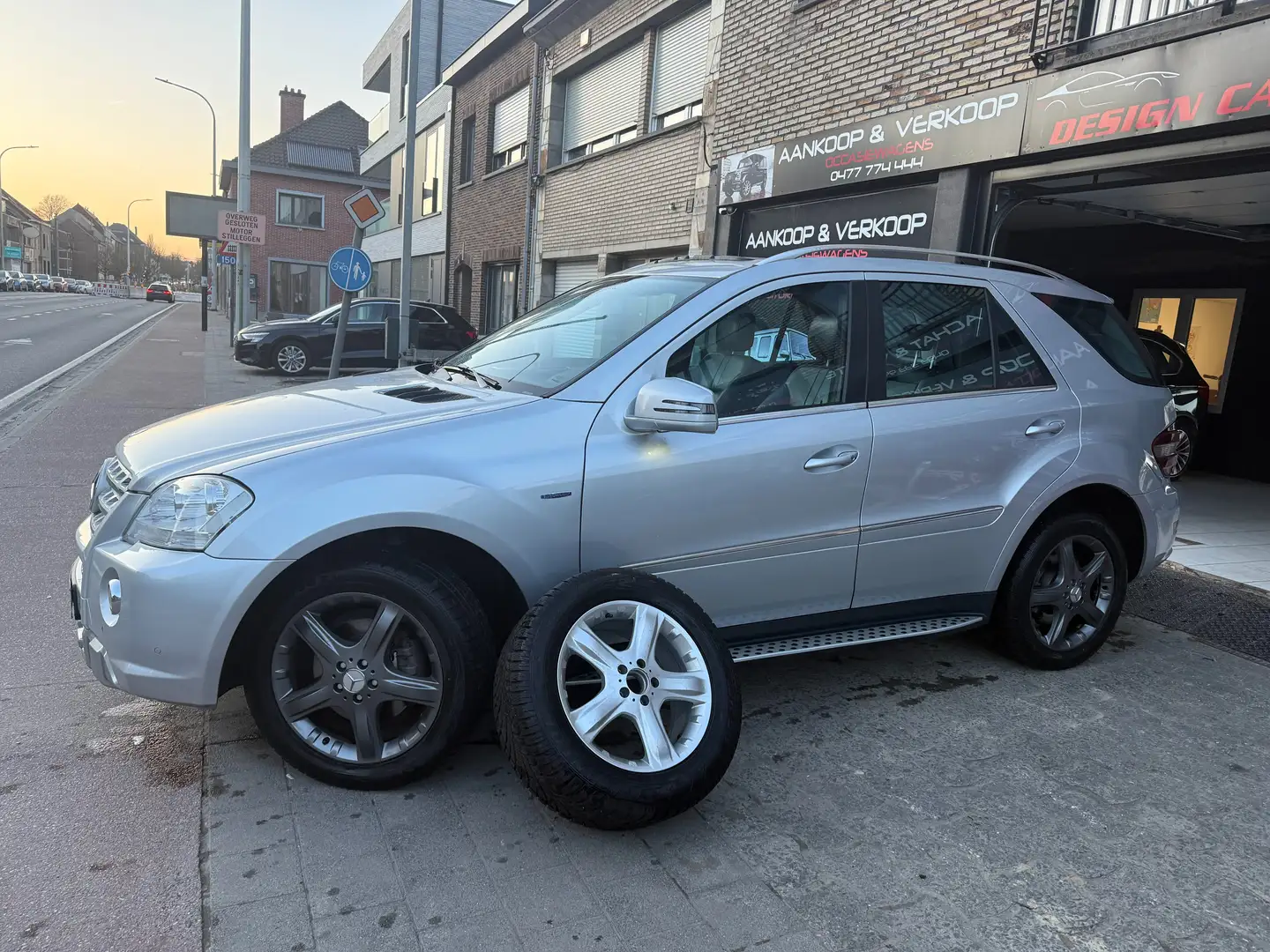 Mercedes-Benz ML 300 CDI AMG Pack Toit Ouvrant Carnet 1er Proprietaire Srebrny - 2