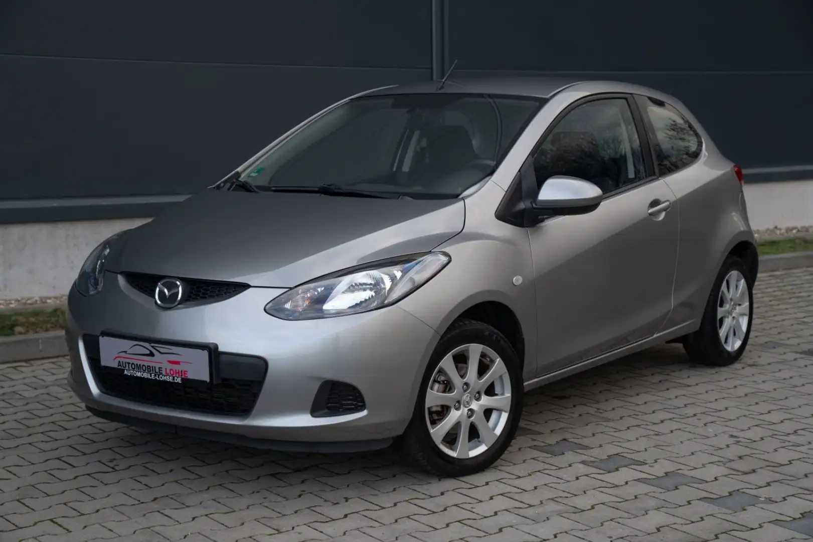 Mazda 2 Lim. 1.3*IndepSport*2. HAND*SHZ*KLIMA*PDC* Silber - 1