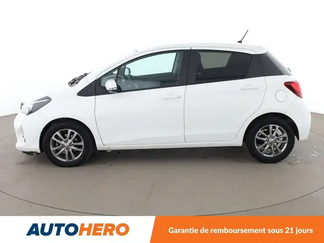 Toyota Yaris view 3