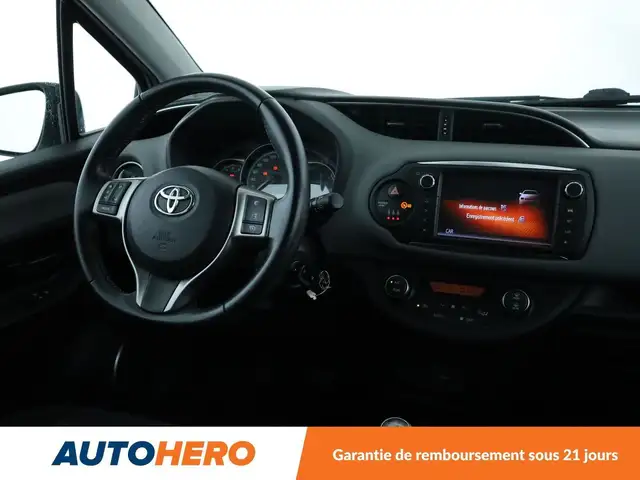 Toyota Yaris view 13