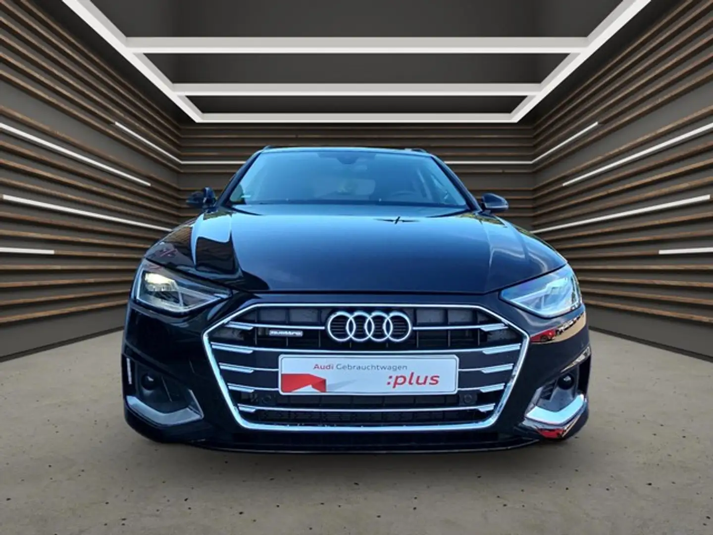 Audi A4 Avant 40 TDI quattro advanced S-tr AHK Navi Schwarz - 2