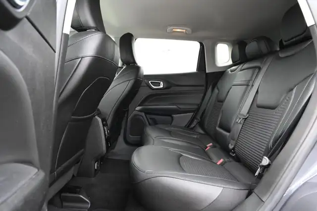 Jeep Compass view 15