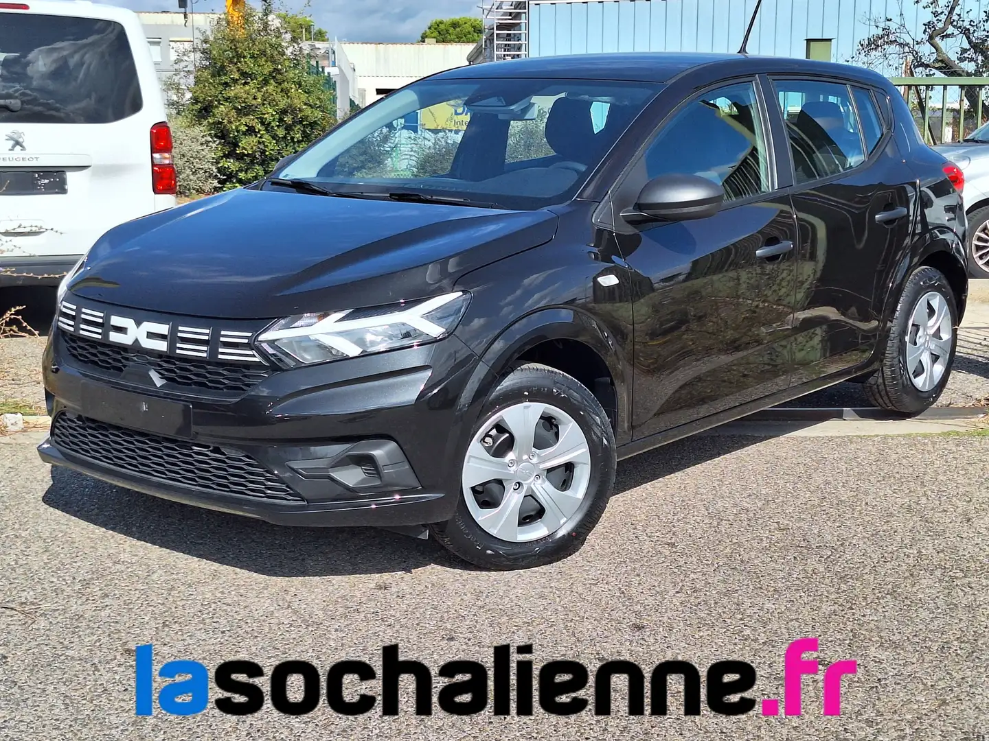 Dacia Sandero ECO-G 100 Essential Schwarz - 1