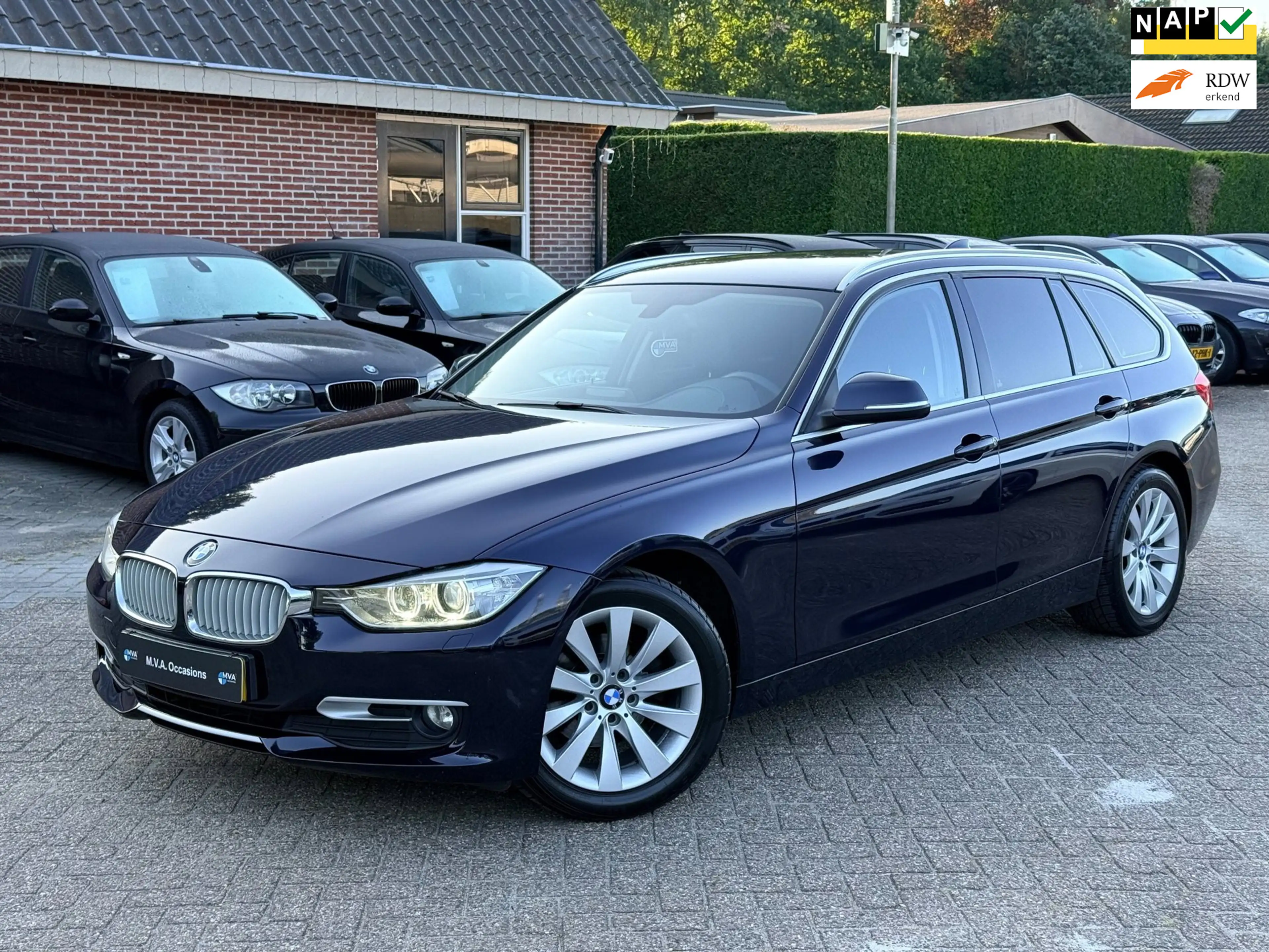 BMW 316 3-serie Touring 316i Executive|Nieuwe Ketting + Kl