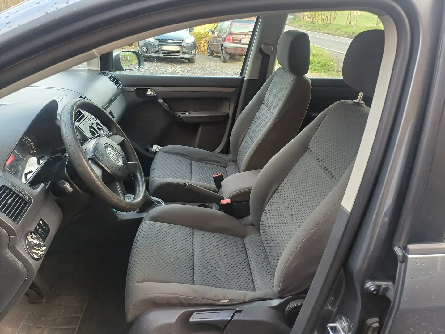 Volkswagen Touran 1.9 TDi Base Gris - 2