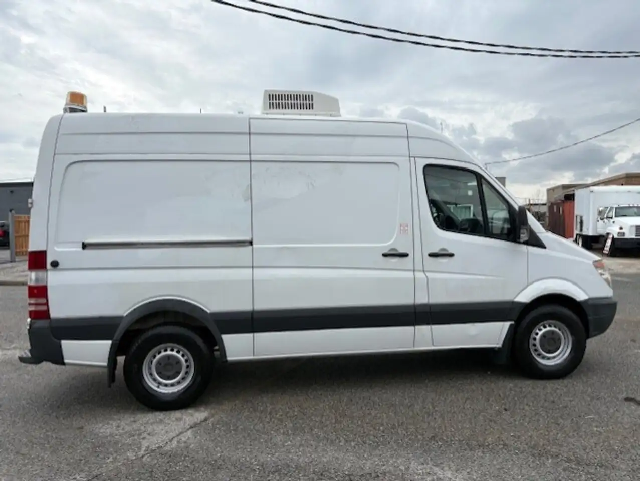 Mercedes-Benz Sprinter снимка Mercedes-Benz Sprinter