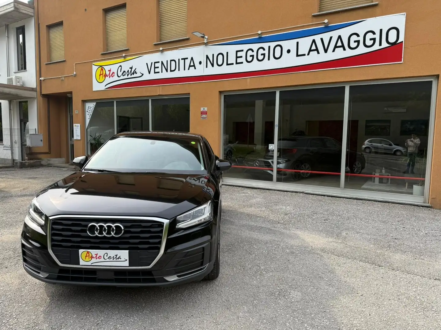 Audi Q2 1.4 tfsi Business Unico Proprietario Schwarz - 1