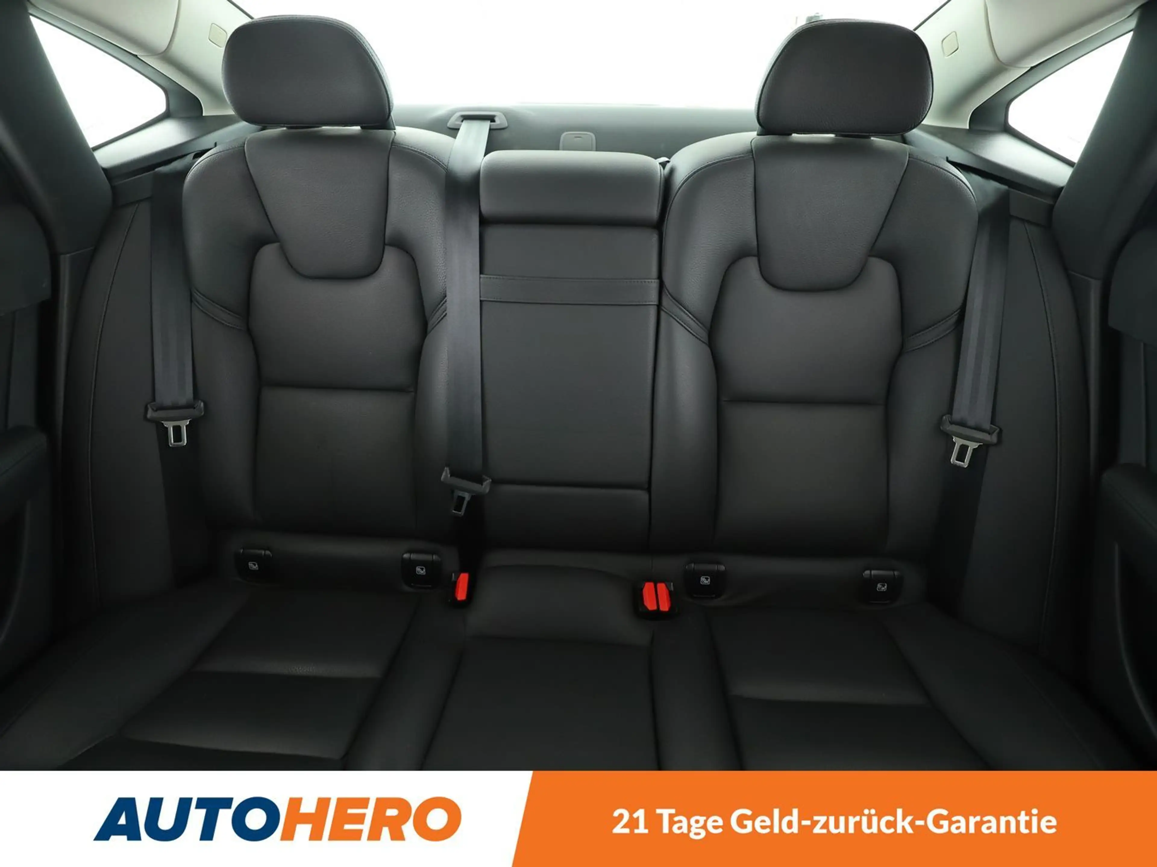 Volvo S90 2.0 T4 Momentum Aut.*NAVI*LED*ACC*CAM*PDC*SHZ* — photo 15