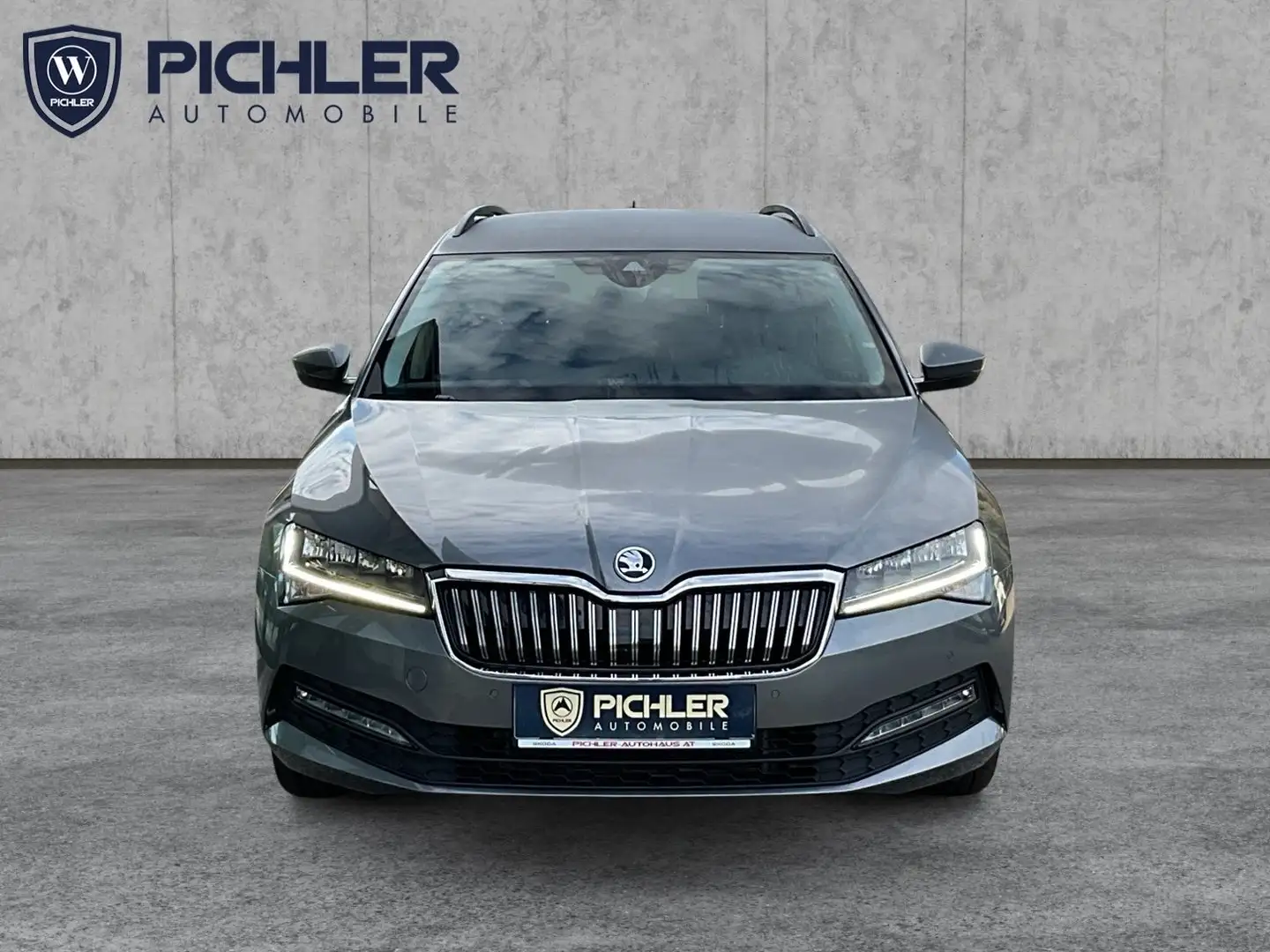 Skoda Superb 4x4 Ambition TDI DSG Grau - 2