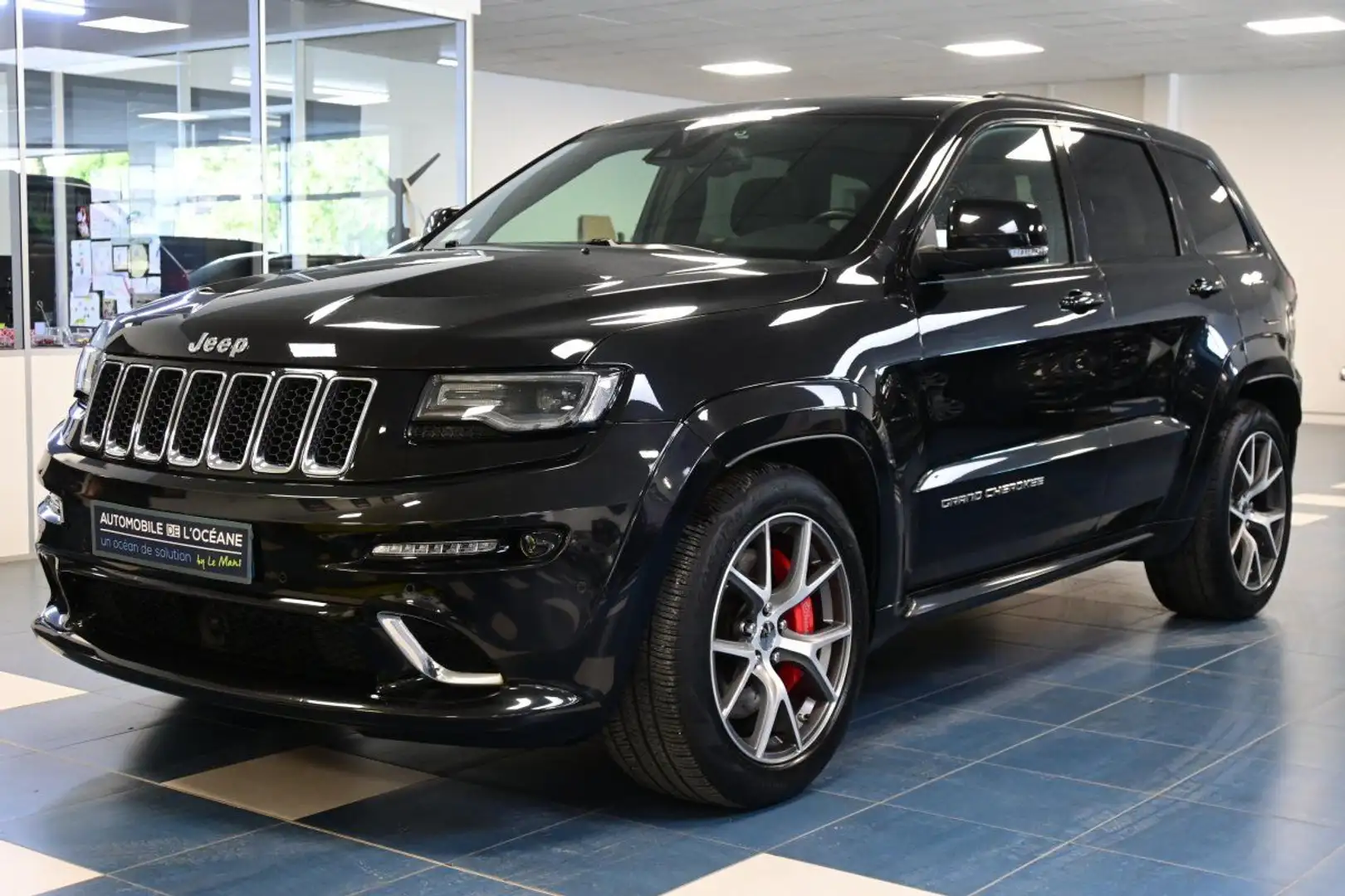 Jeep Grand Cherokee V8 6.4 HEMI 468 BVA SRT Noir - 1