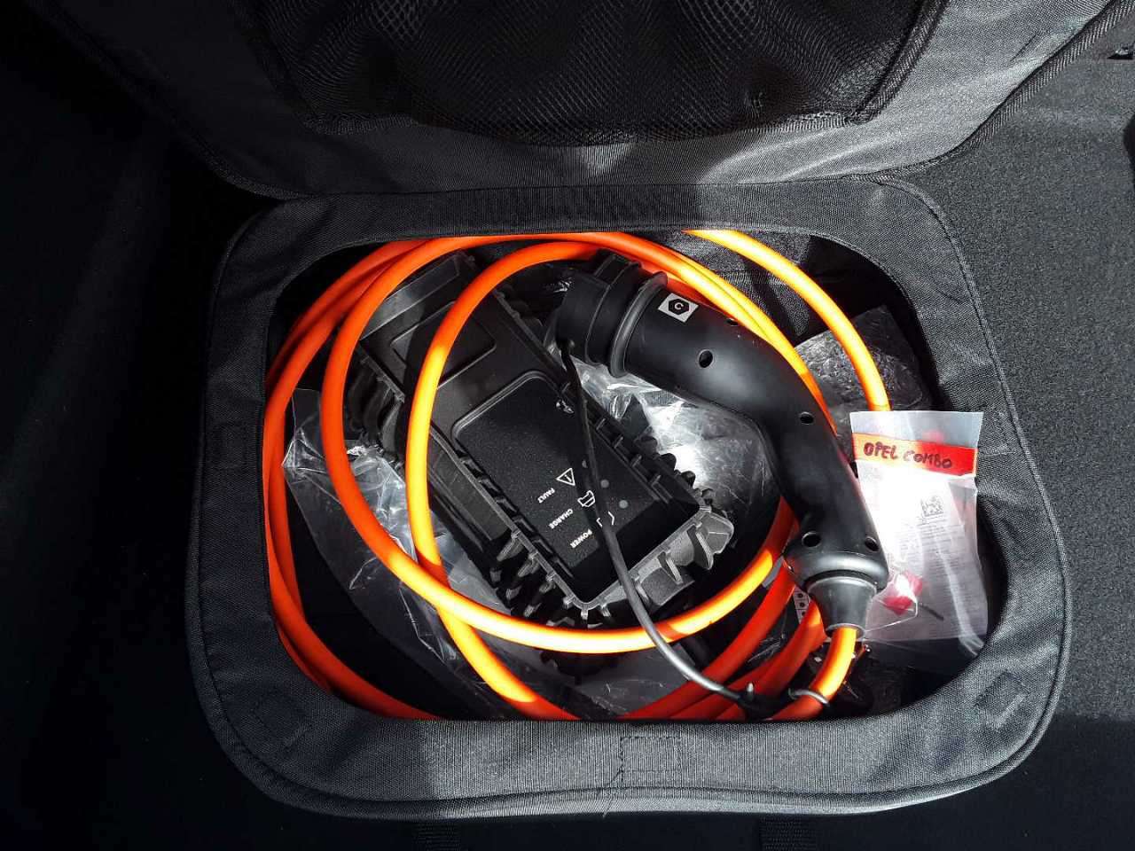 Opel Mokka E
