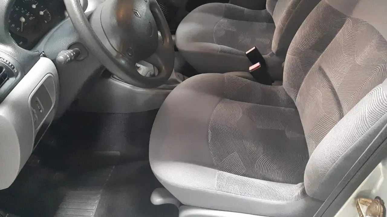 Renault Clio 1.4 RXE, foto 6