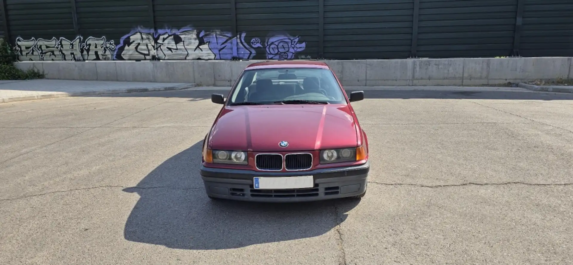 BMW 320 320i Mor - 1