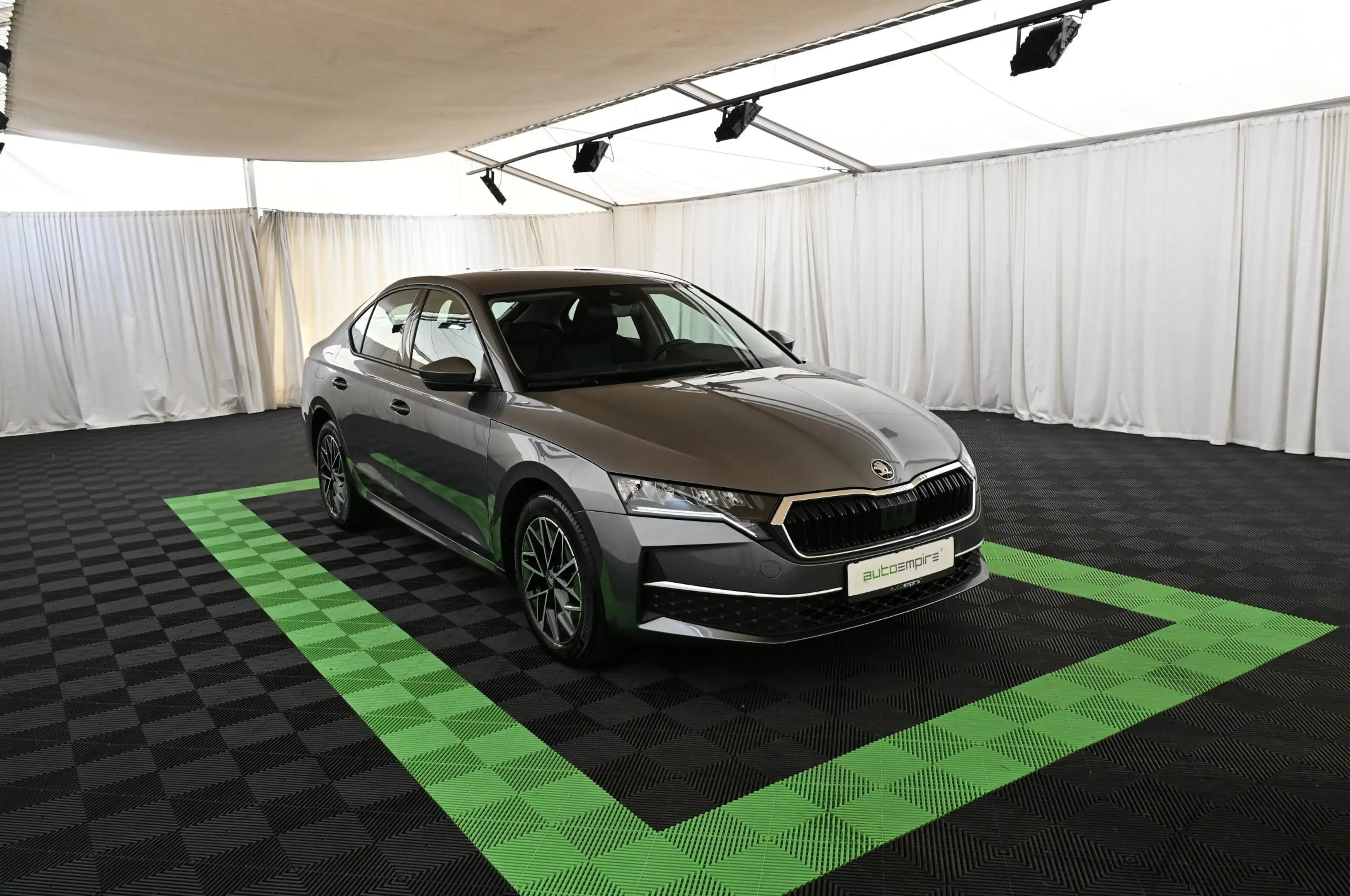 Skoda Octavia 1.5-TSI-DSG 116 mHEV Selection KAMERA/17 — photo 4