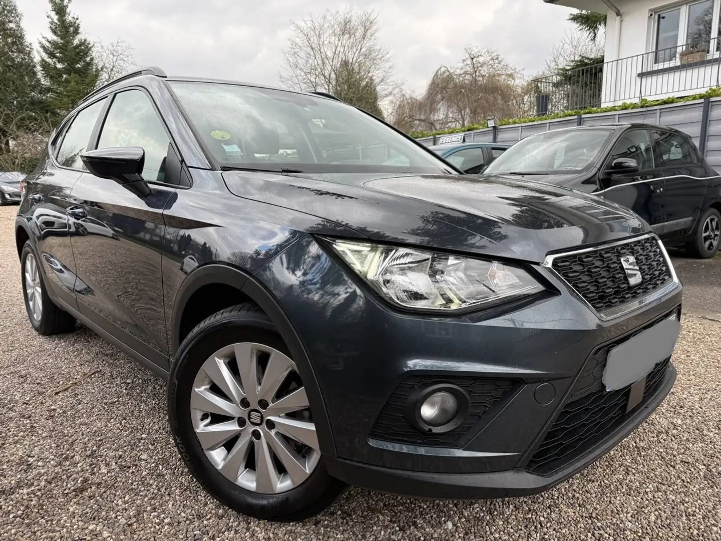 SEAT Arona 1.6 TDI 95ch Style Business DSG Gris - 1