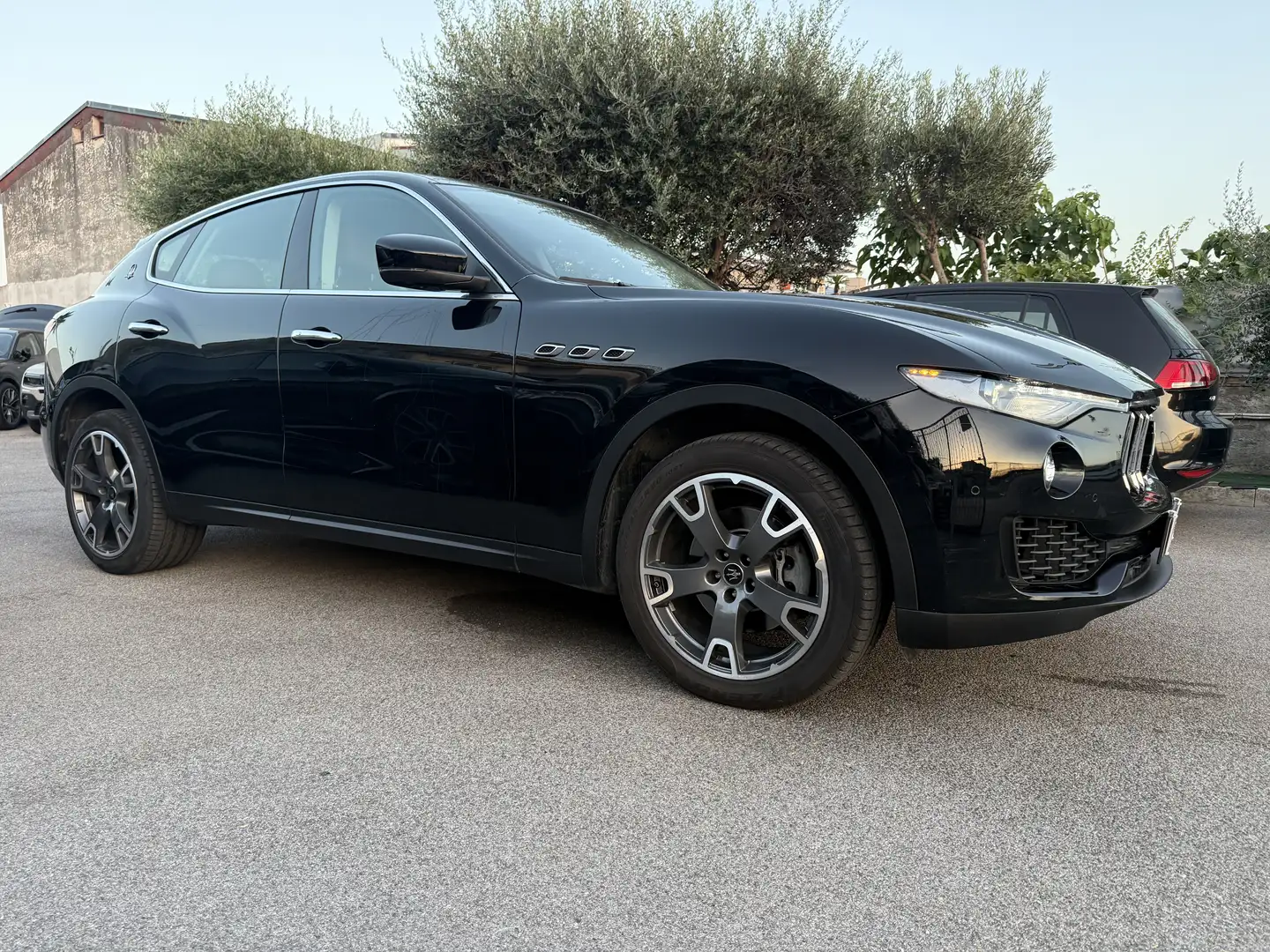 Maserati Levante 3.0 V6 Gransport 350cv auto my20 Nero - 2