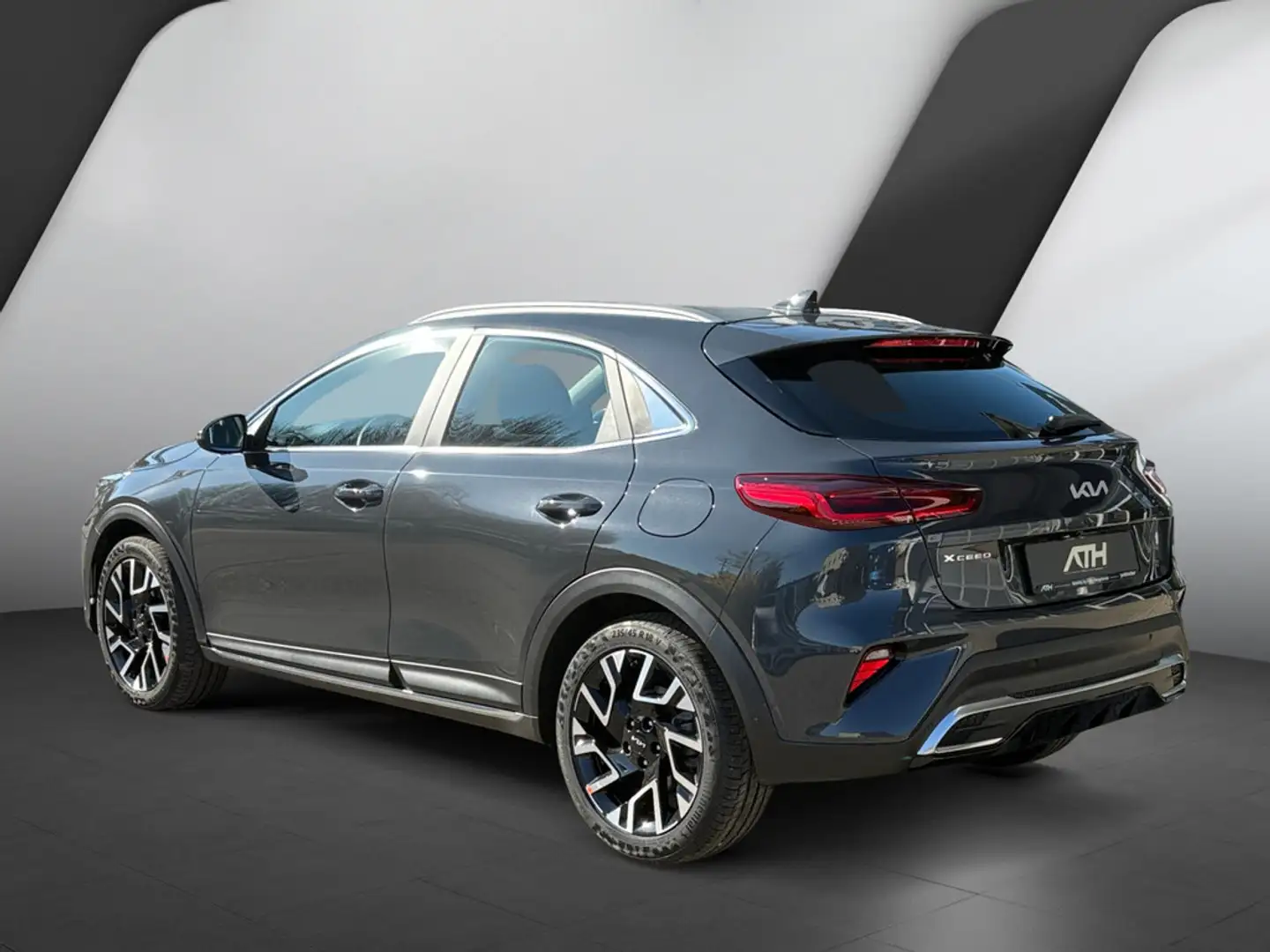 Kia XCeed 1.5 T-GDI Spirit Xclusive-Paket Grau - 2
