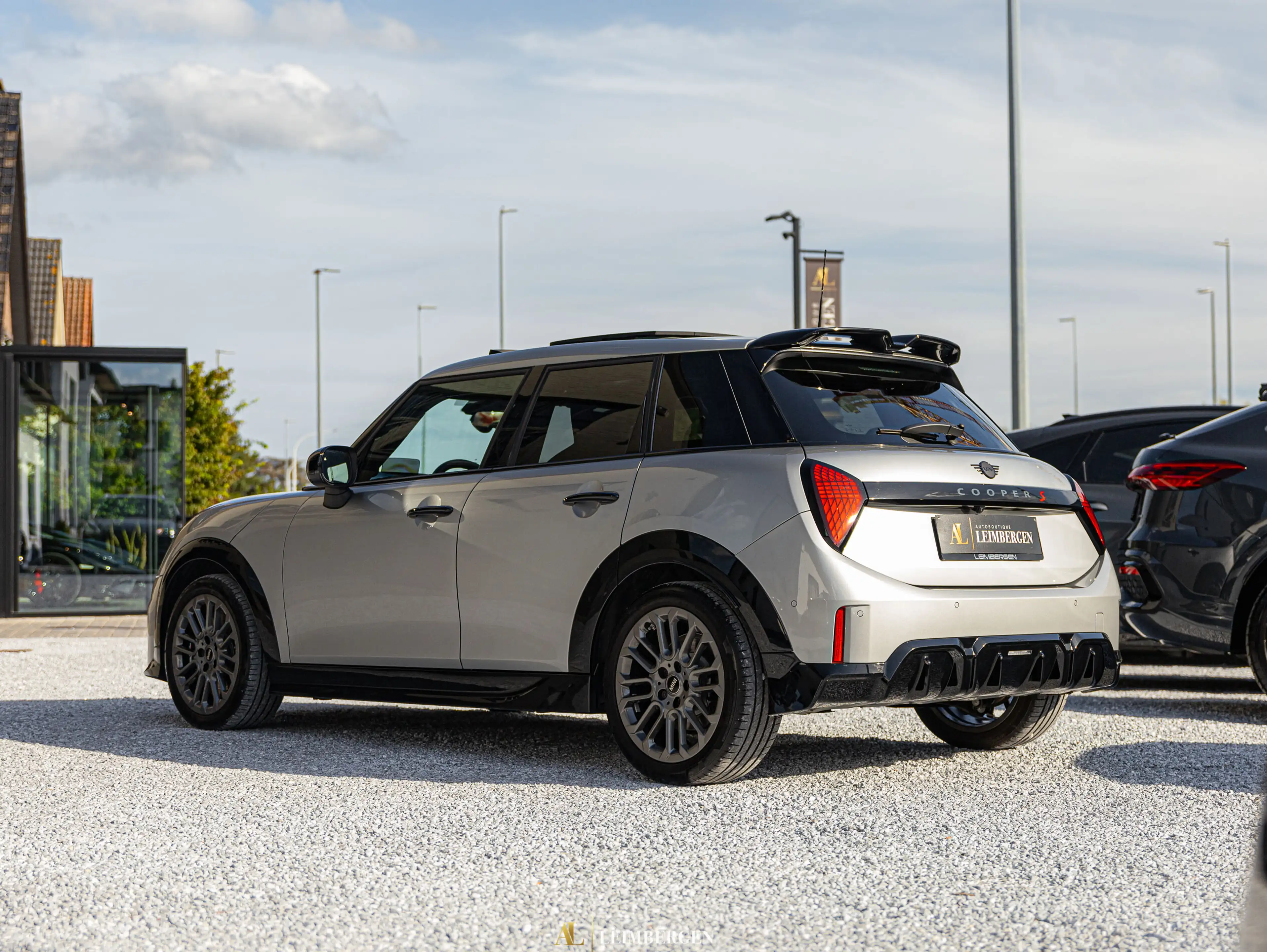 MINI Cooper S John Cooper Works / XL Pack / Harman Kardon / Pano / 360° / Massage / Seat Heating / Head-Up — photo 4