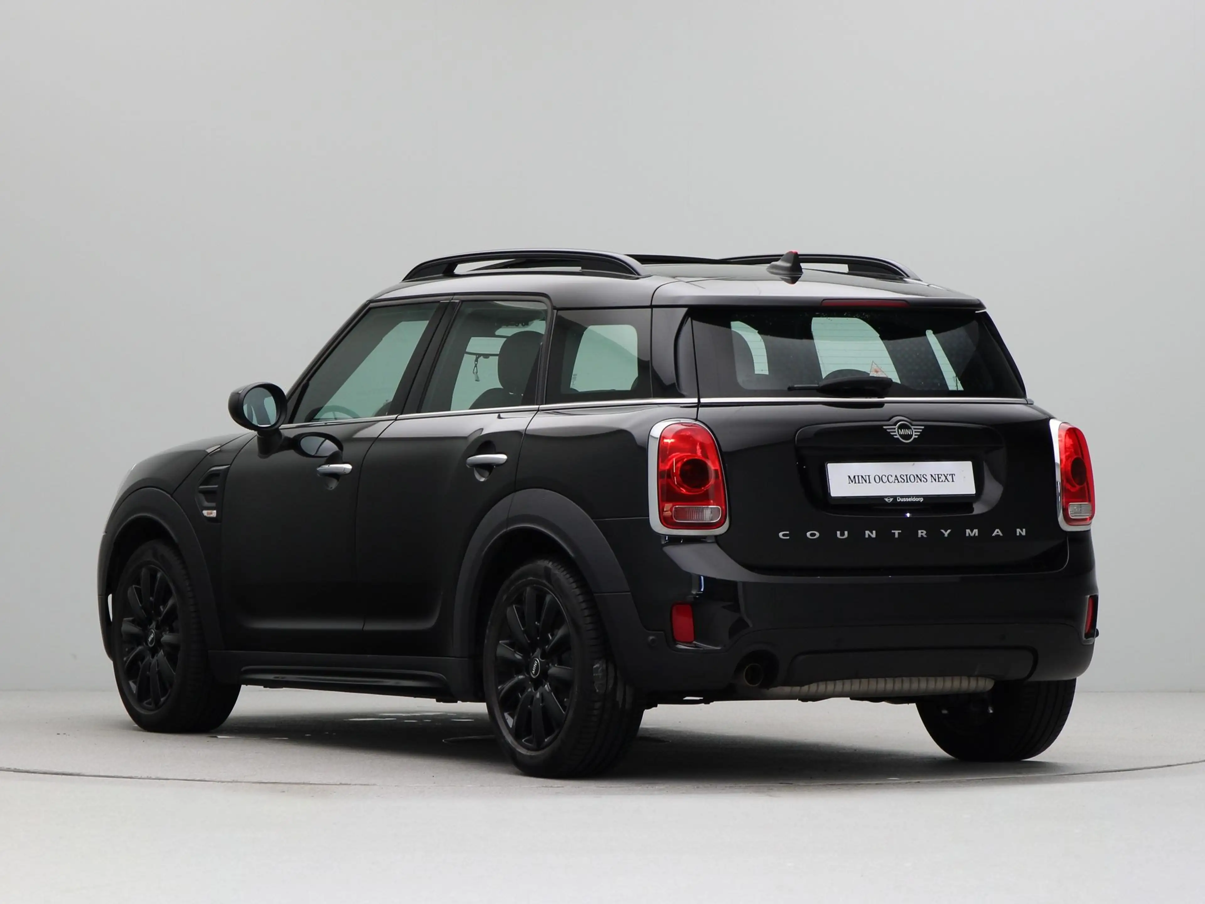 MINI One Countryman Business Edition — photo 10