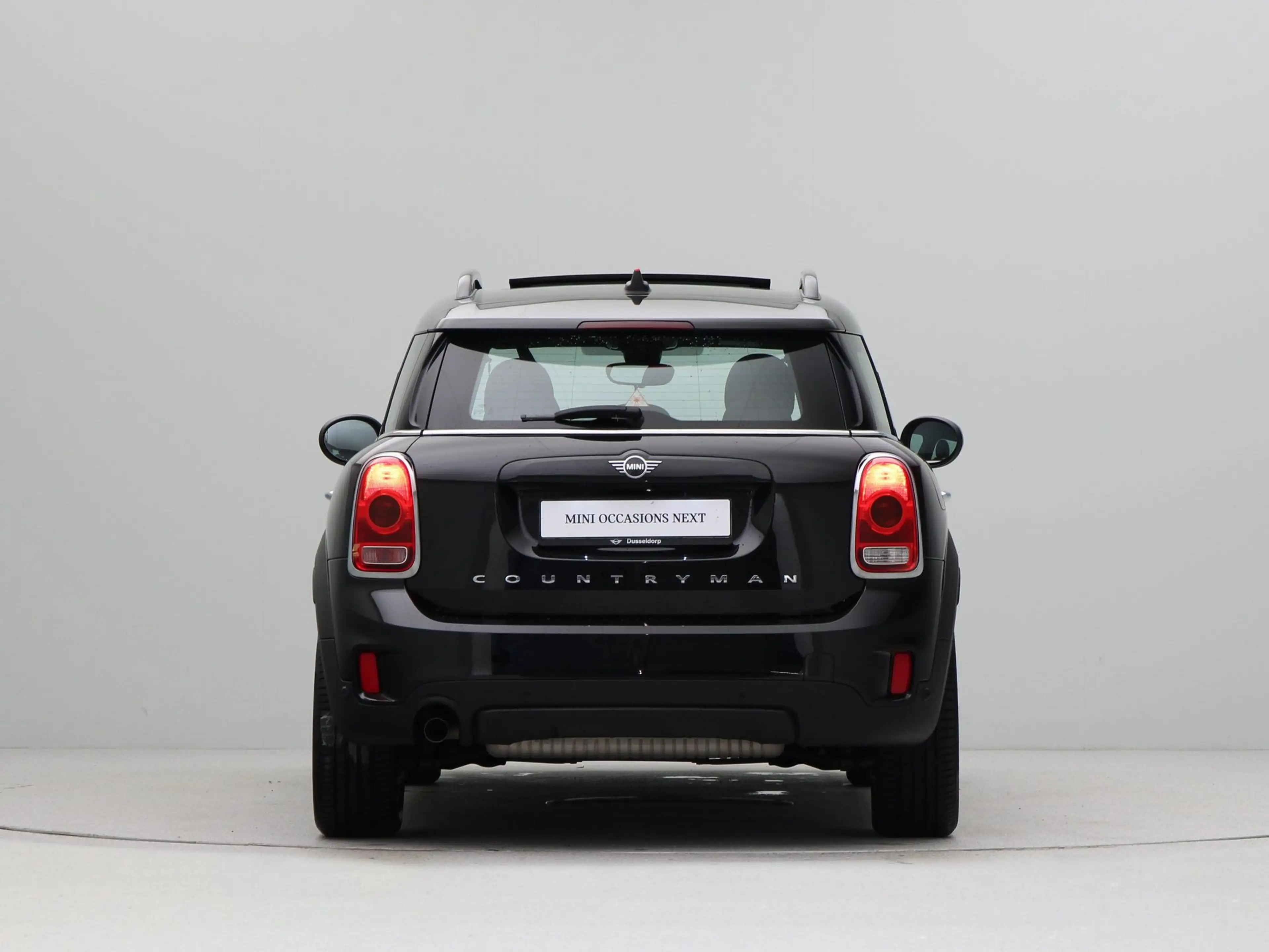 MINI One Countryman Business Edition — photo 9