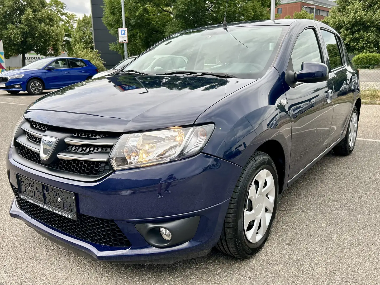 Dacia Sandero Lauréate dCi 90 - 1