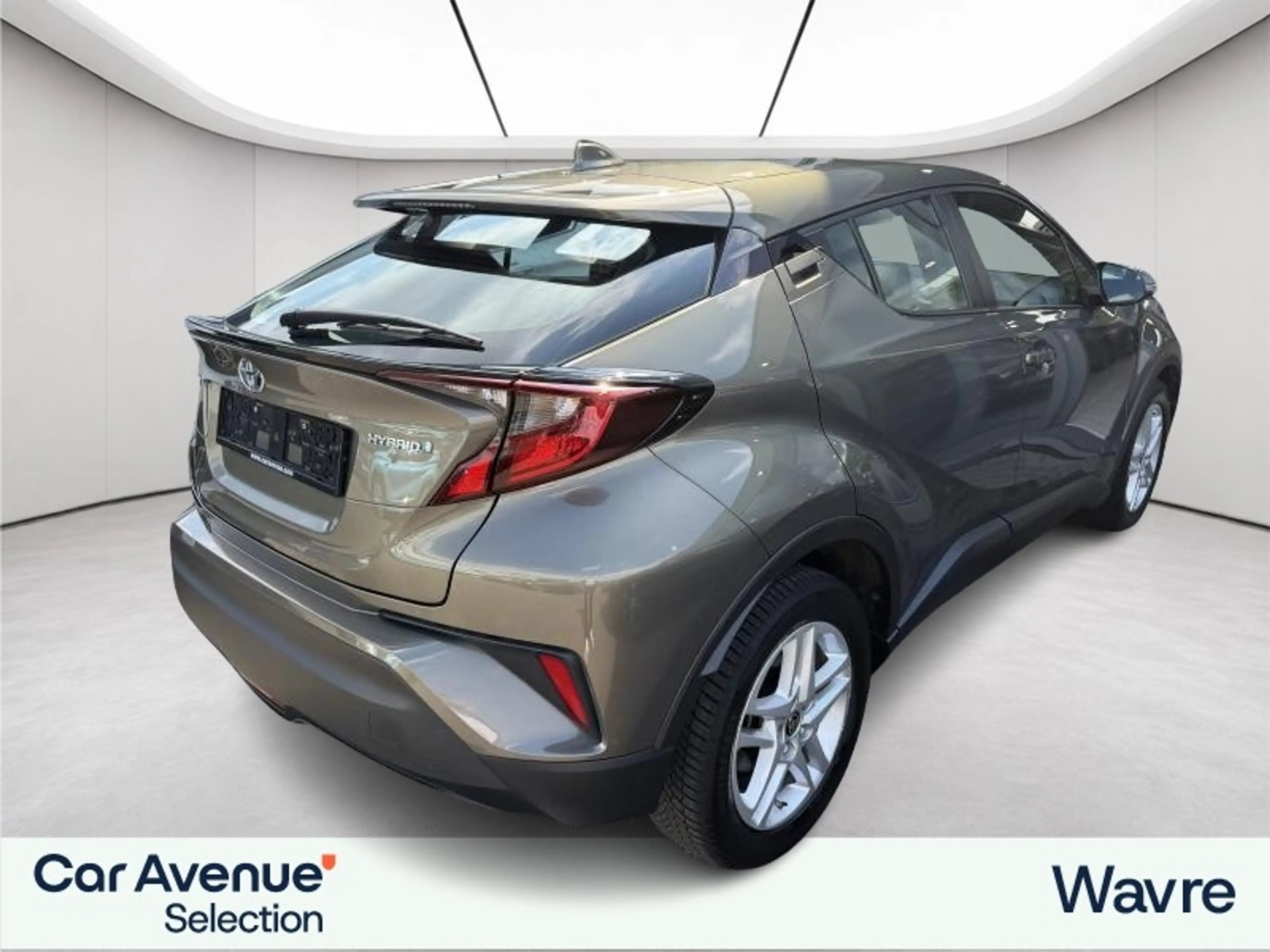 Toyota C-HR C-ENTER 1.8 HYBRID — photo 6