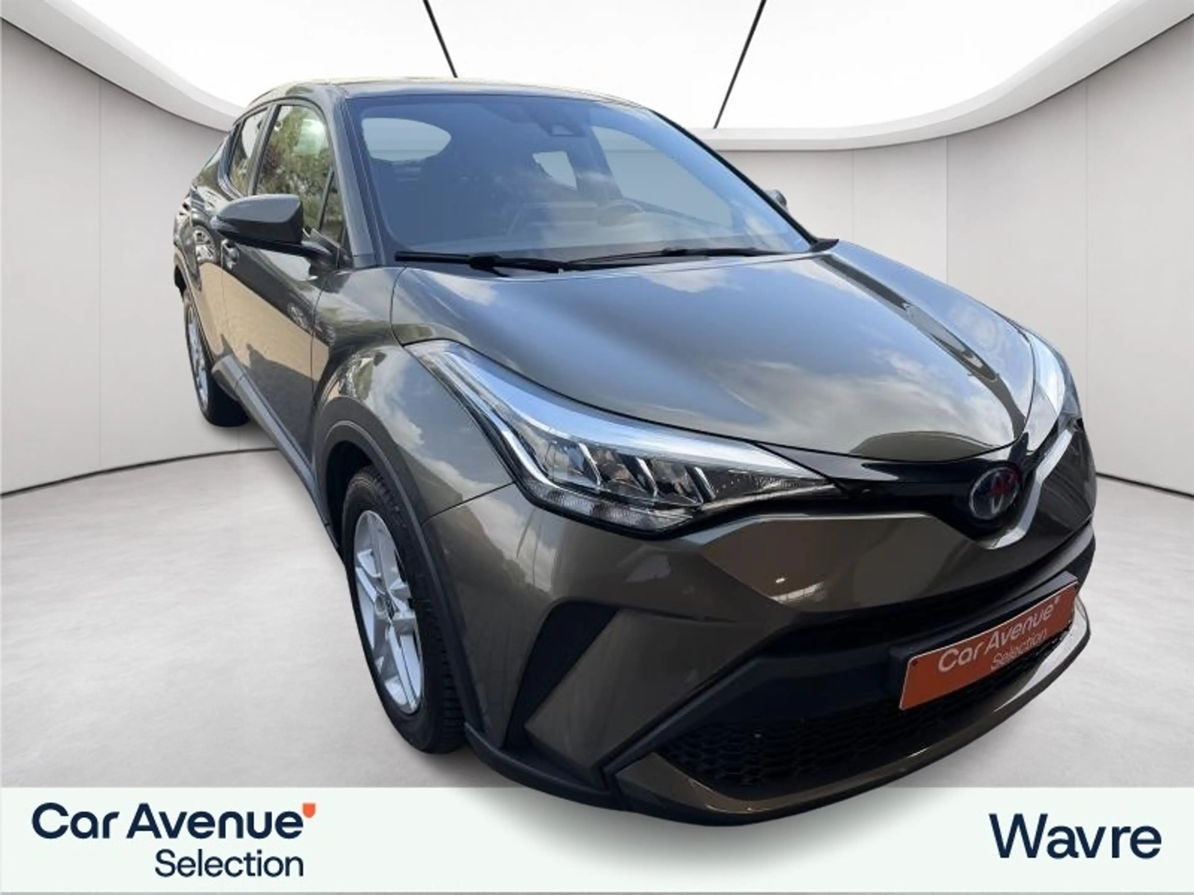 Toyota C-HR C-ENTER 1.8 HYBRID — photo 3