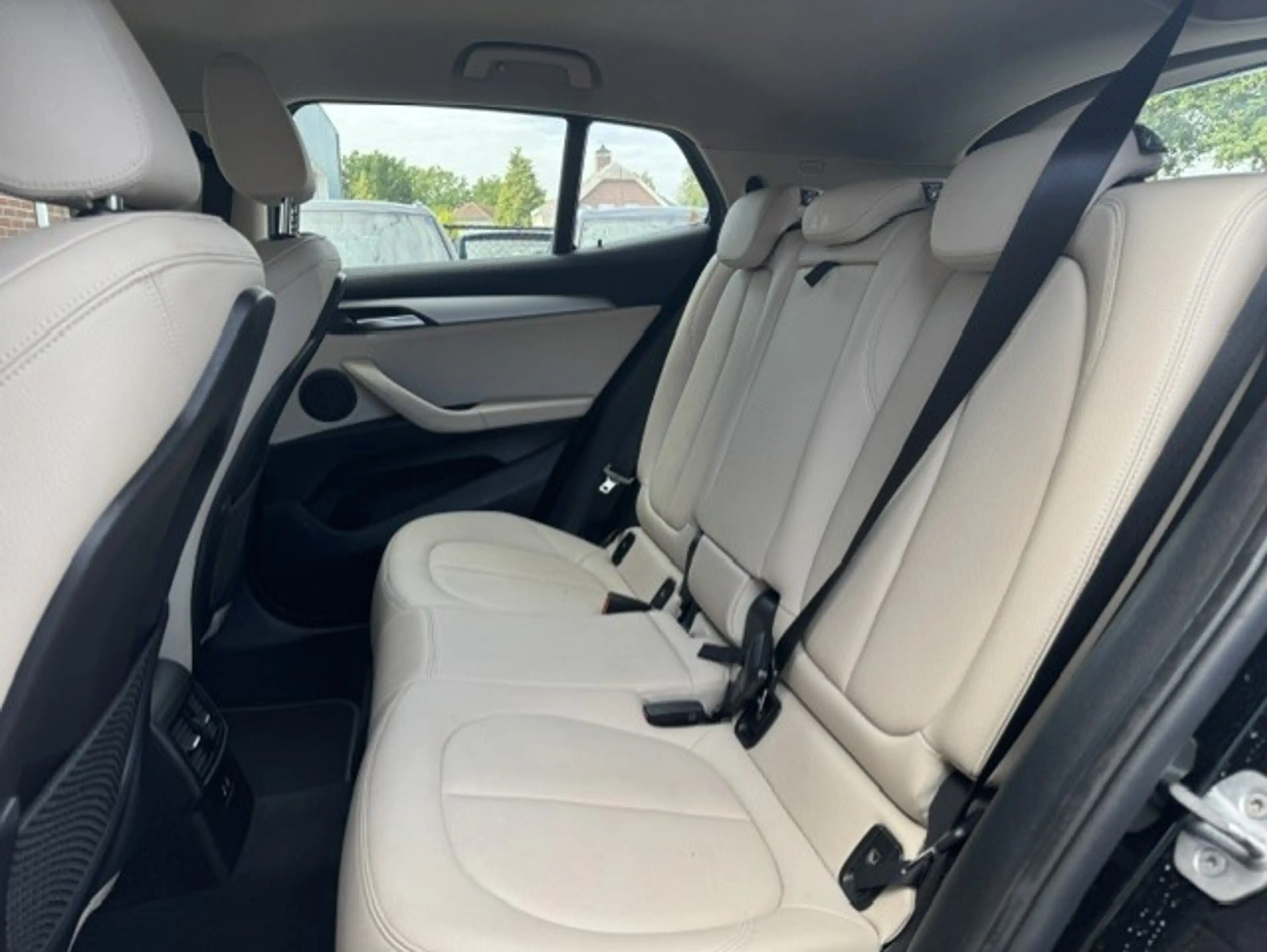 BMW X2 SDrive18i Executive - Sportstoelen - Leder -LED - — photo 17