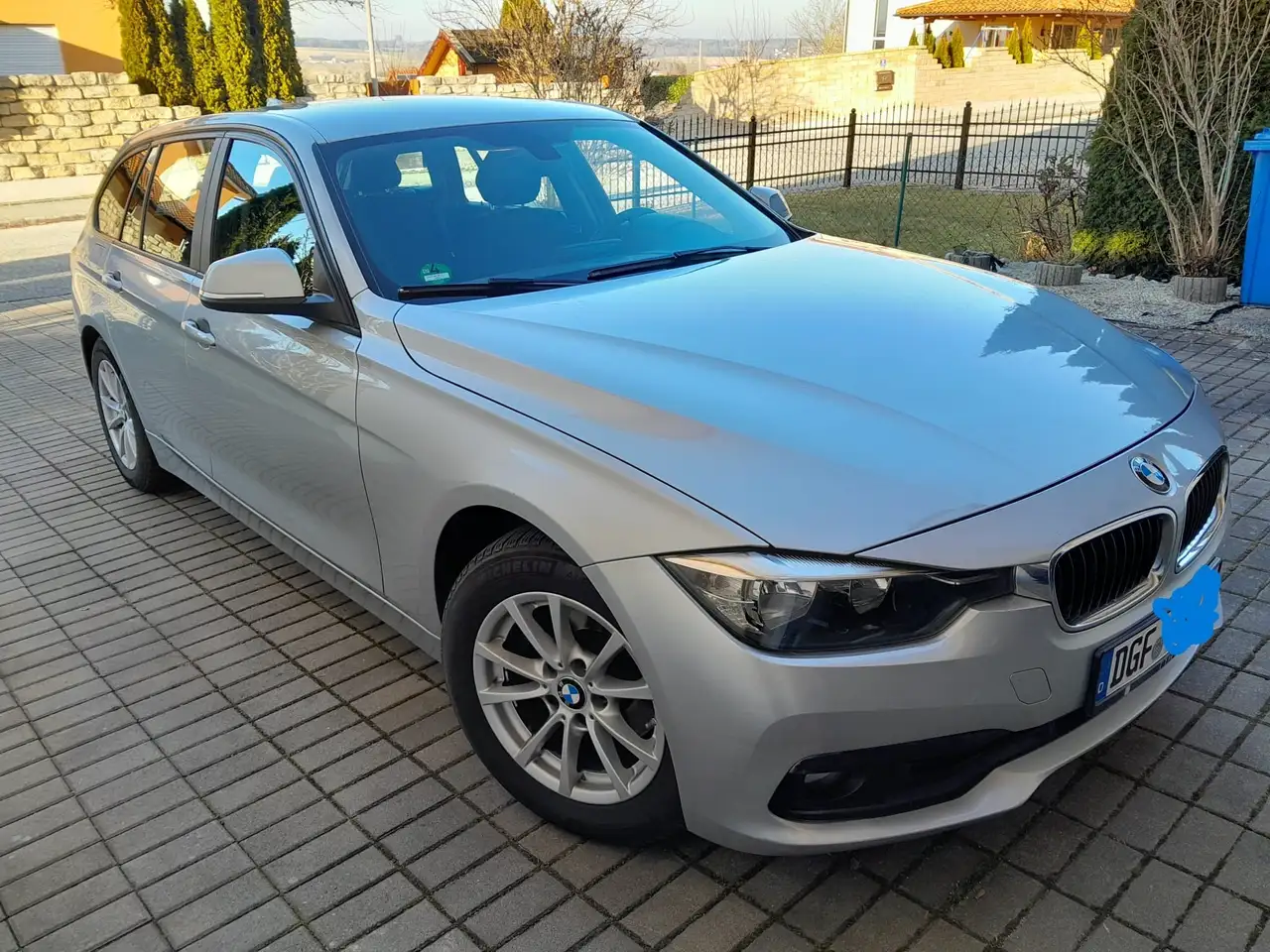BMW 320